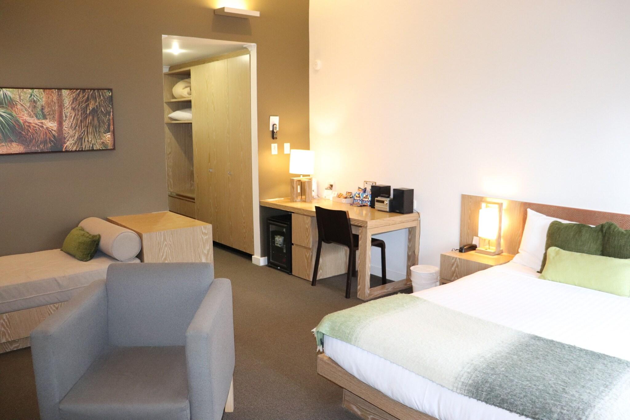 Cabin Queen Size Bed