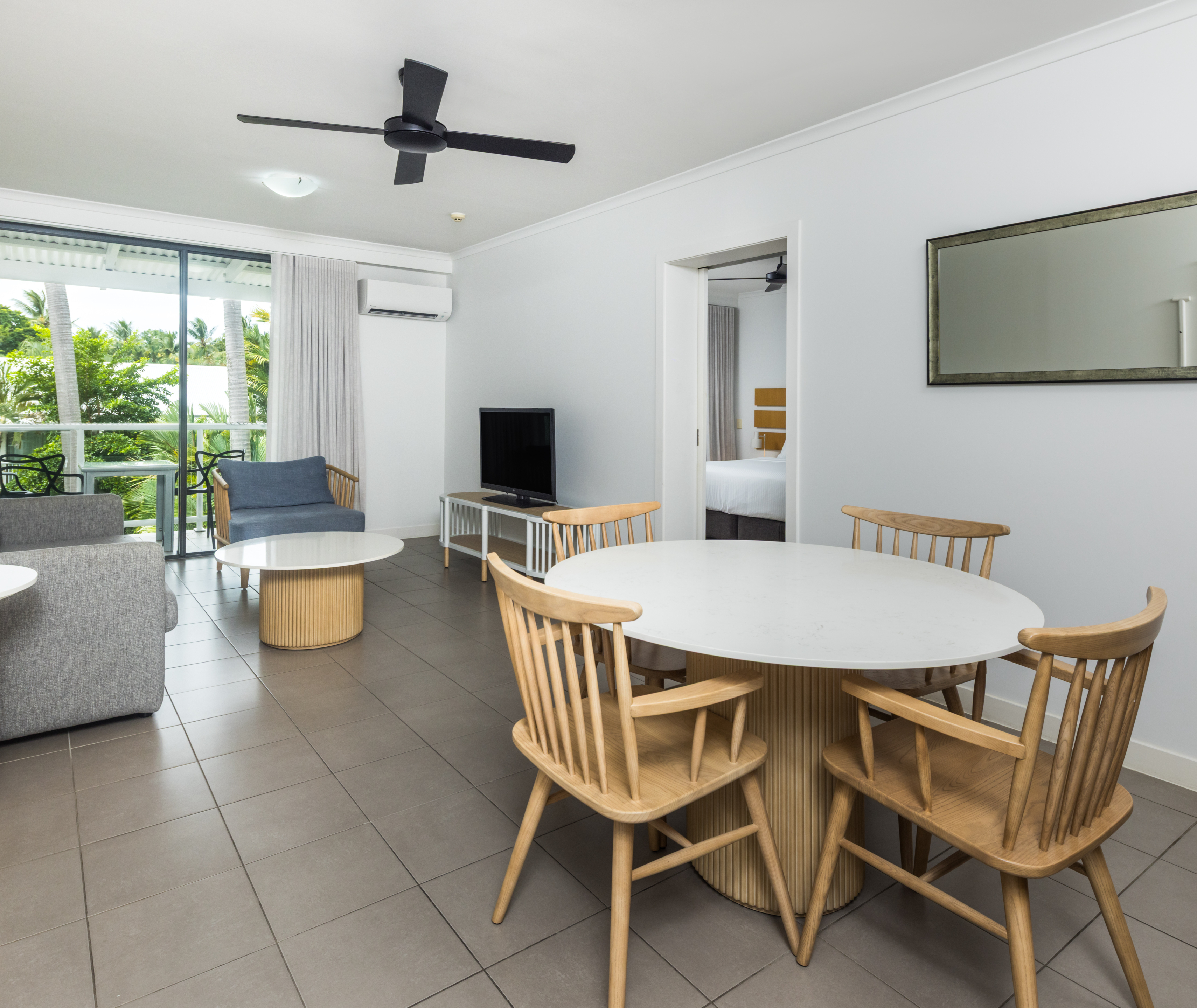 Apartment Pool View One Bedroom