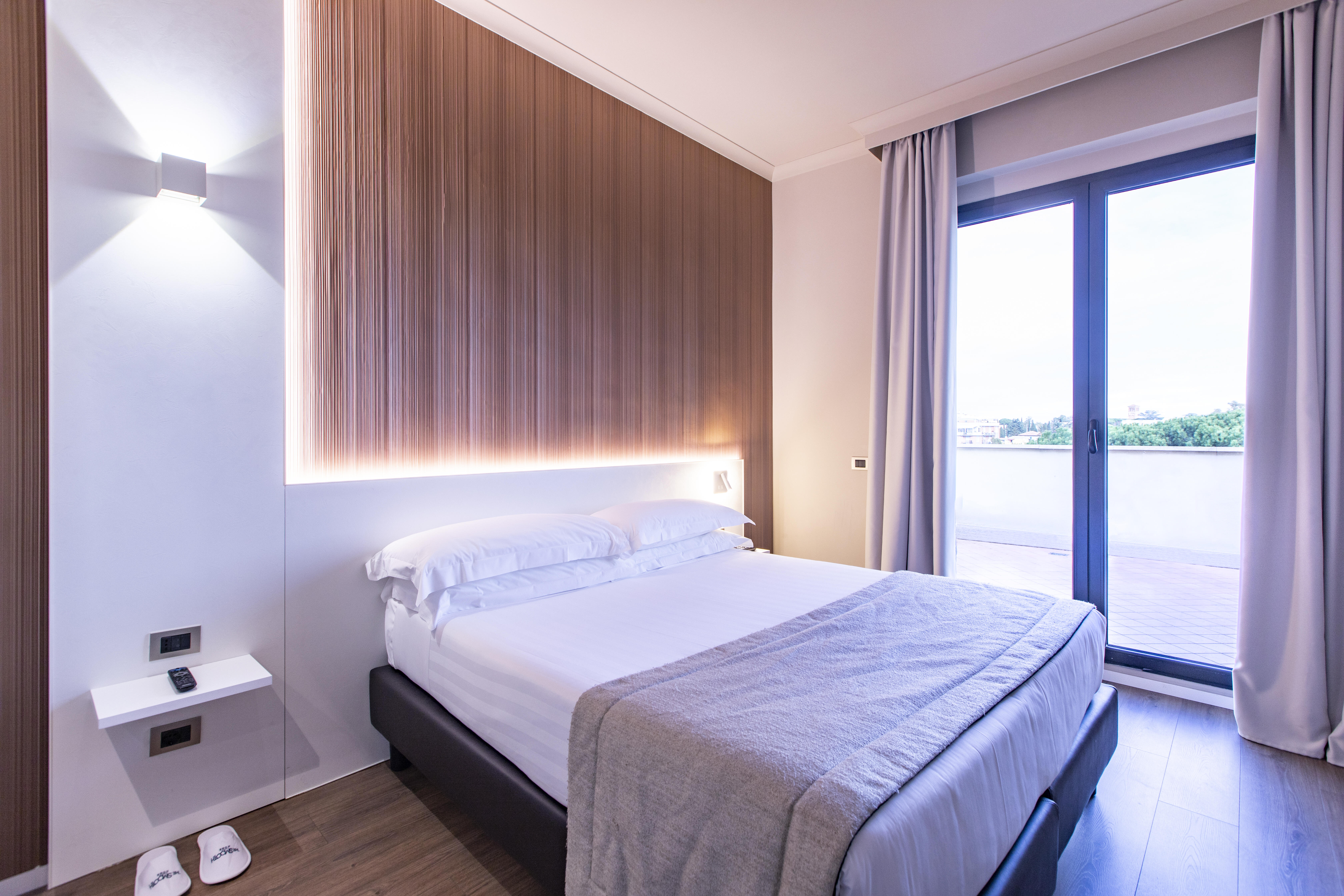 Double King Size Bed