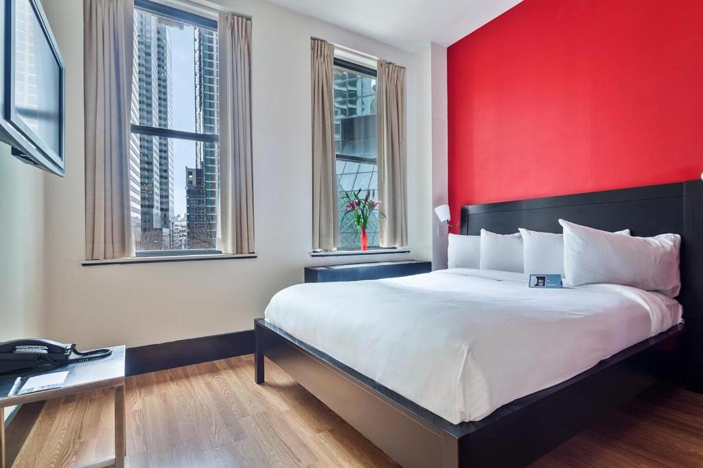 Double Single Executive