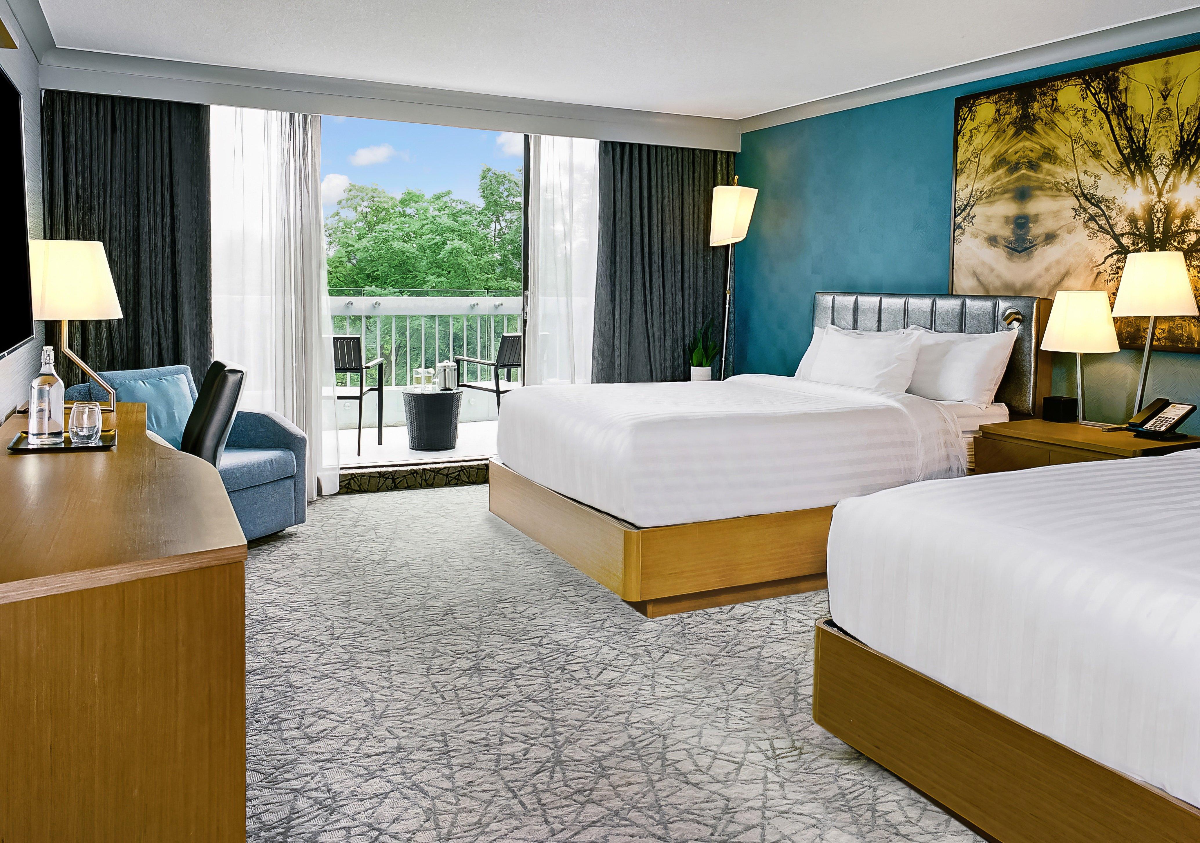 Quadruple Two Queen Beds Premium
