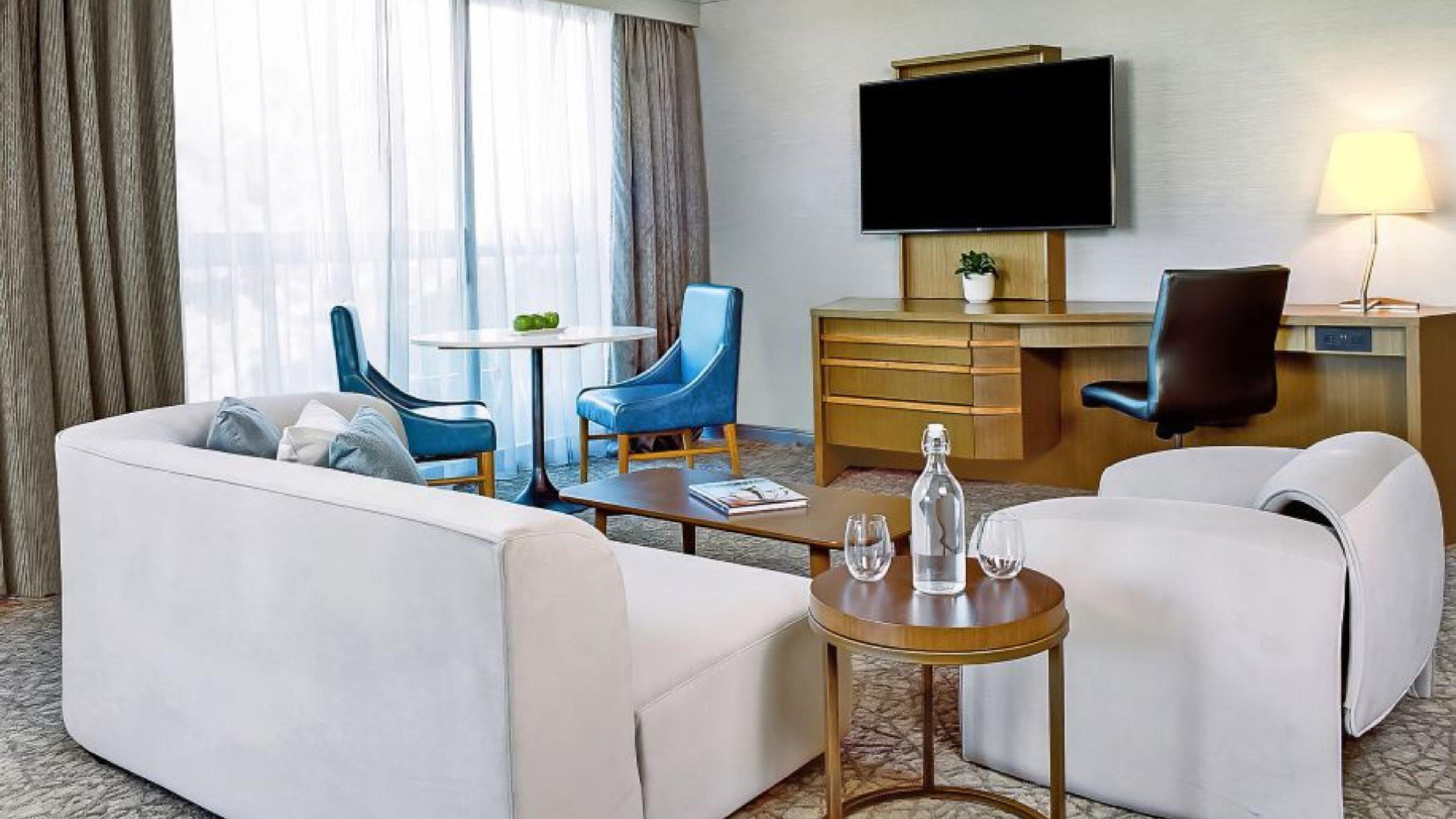 Junior Suite King Size Bed