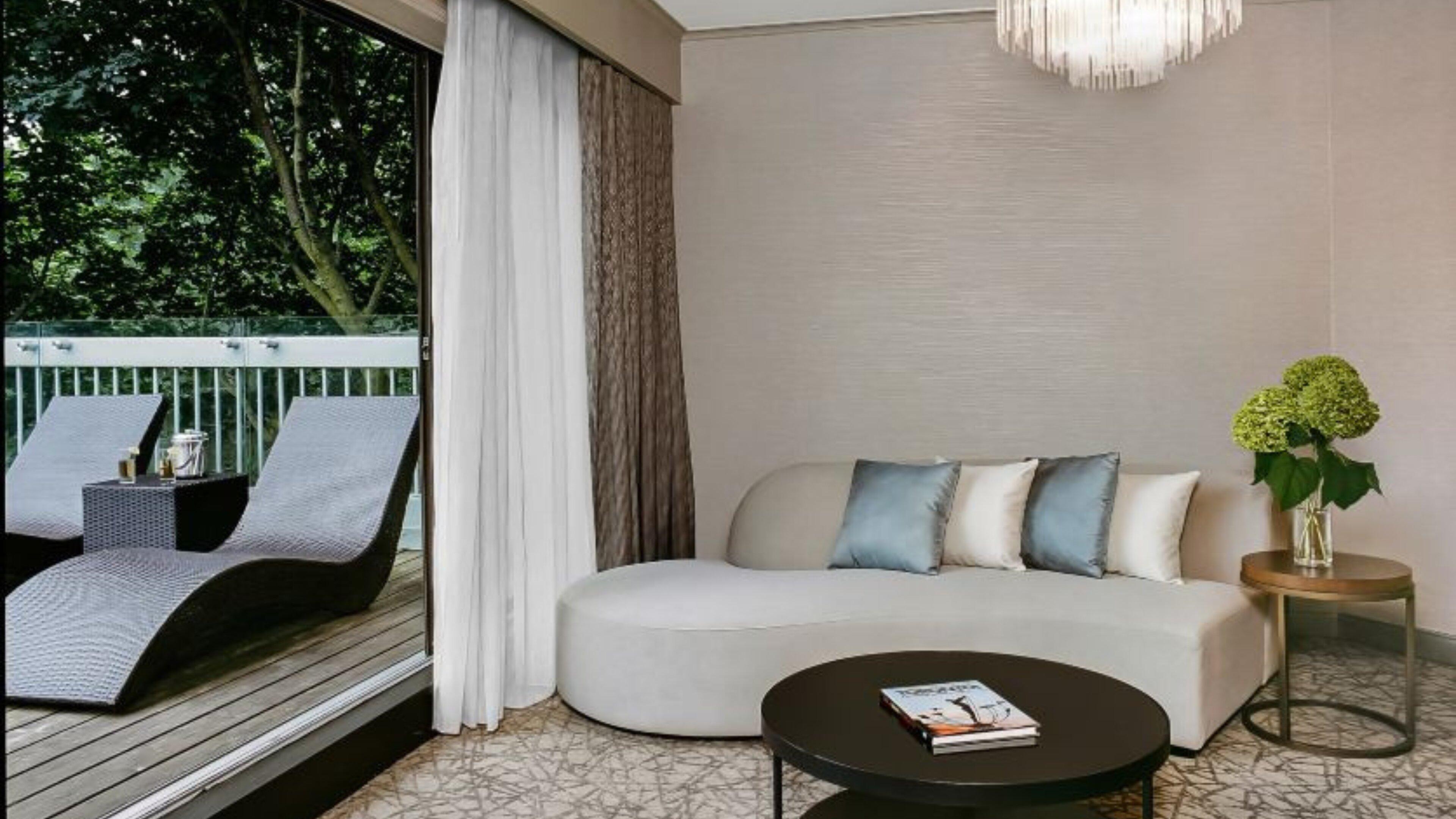 Suite King Bed One Bedroom 