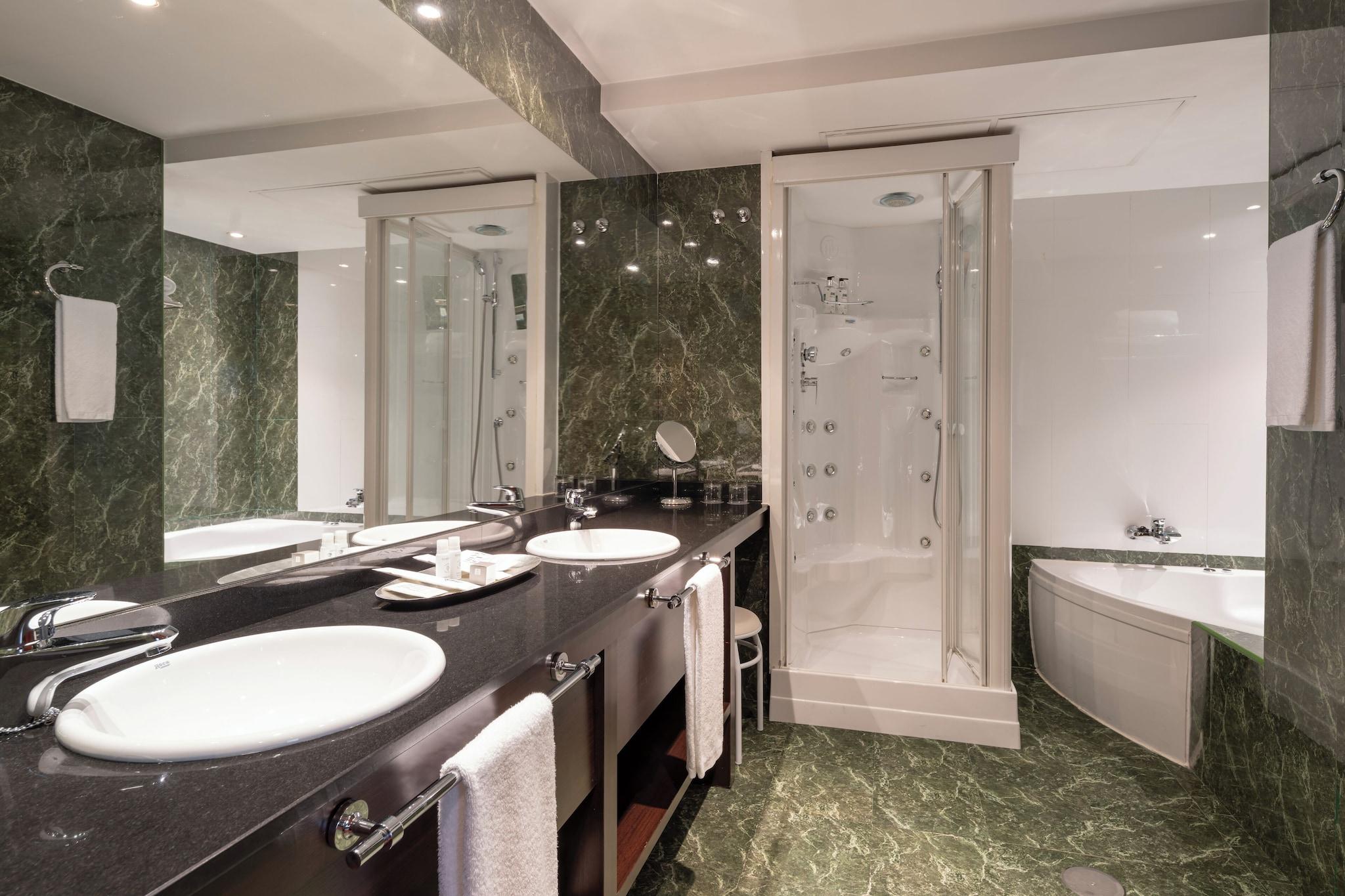 Junior Suite with Double Bed