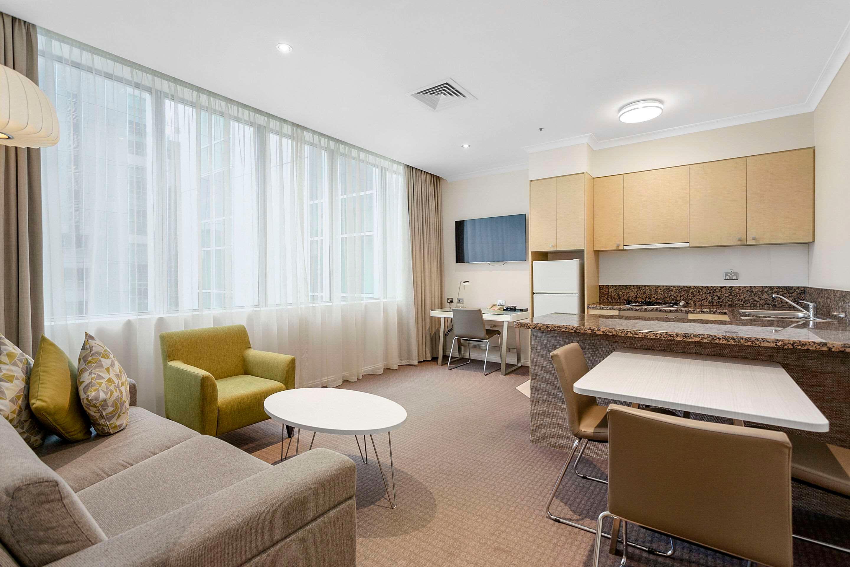 Suite Queen Bed Non Smoking