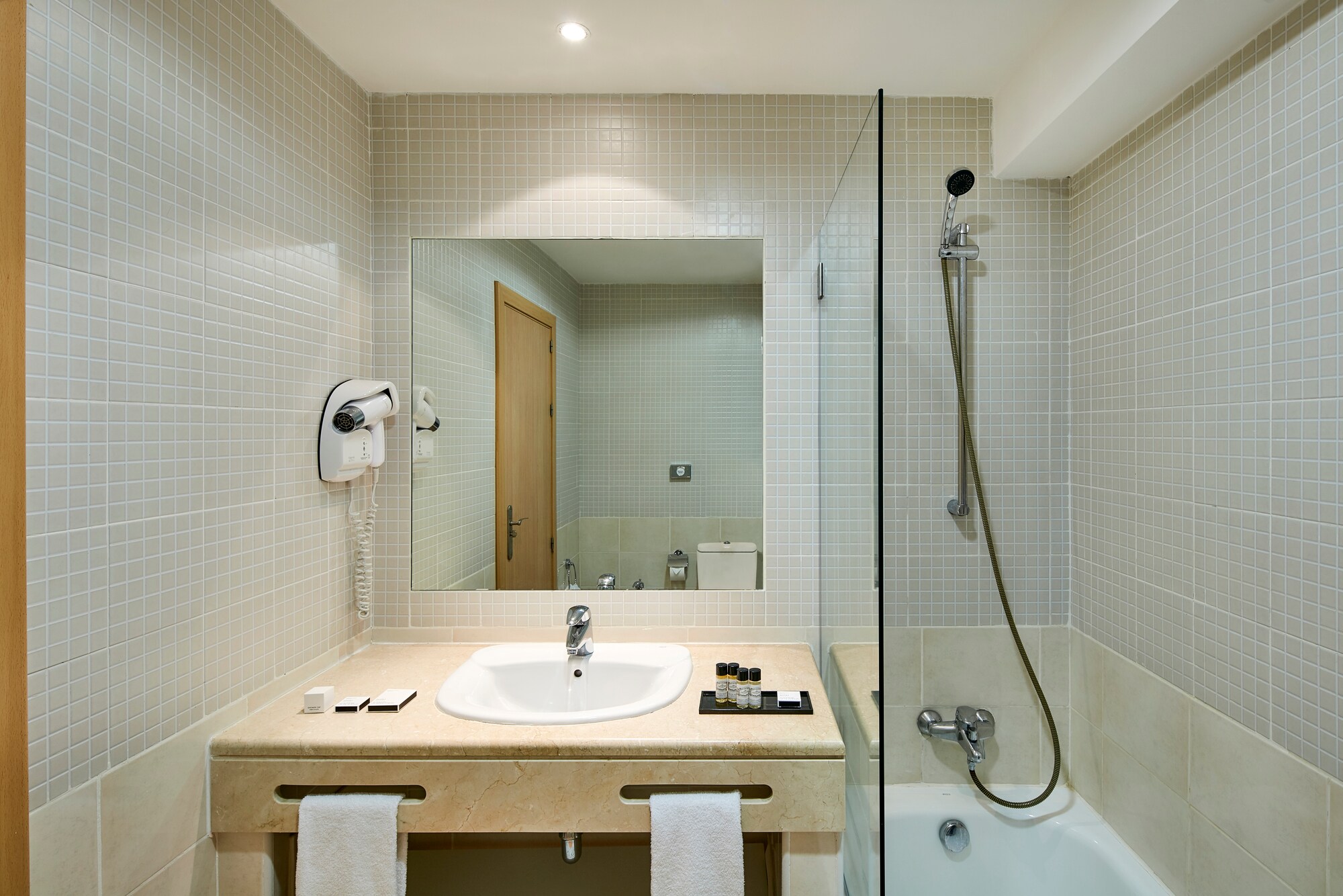 Family Room Connecting Room