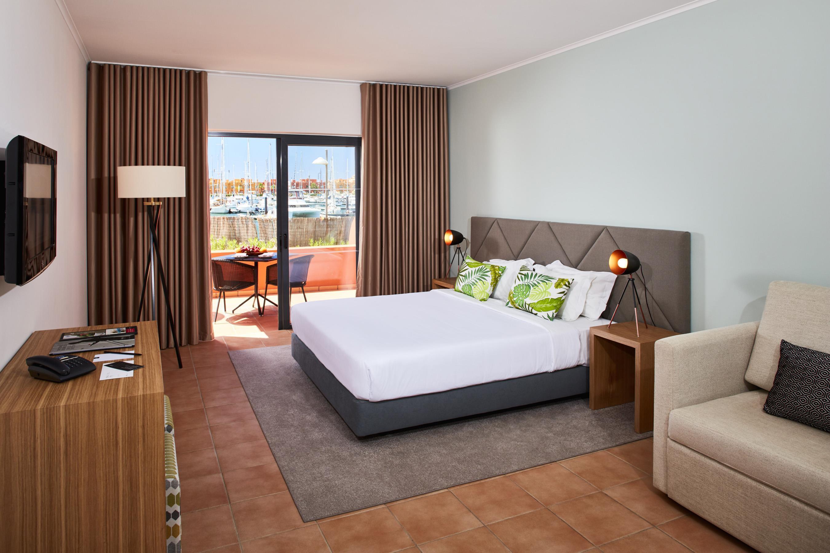 Family Room Connecting Room