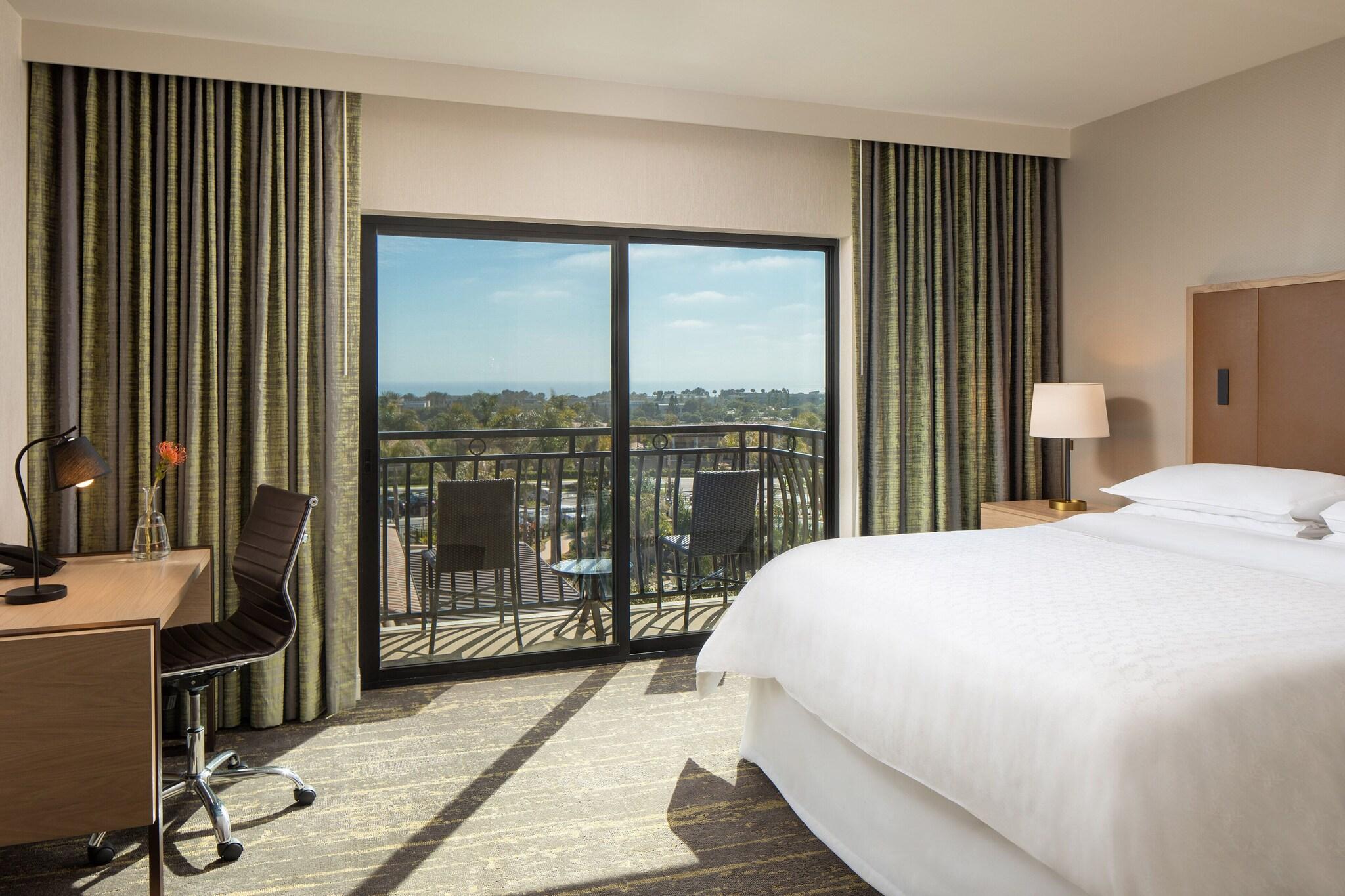 Double Deluxe King Bed