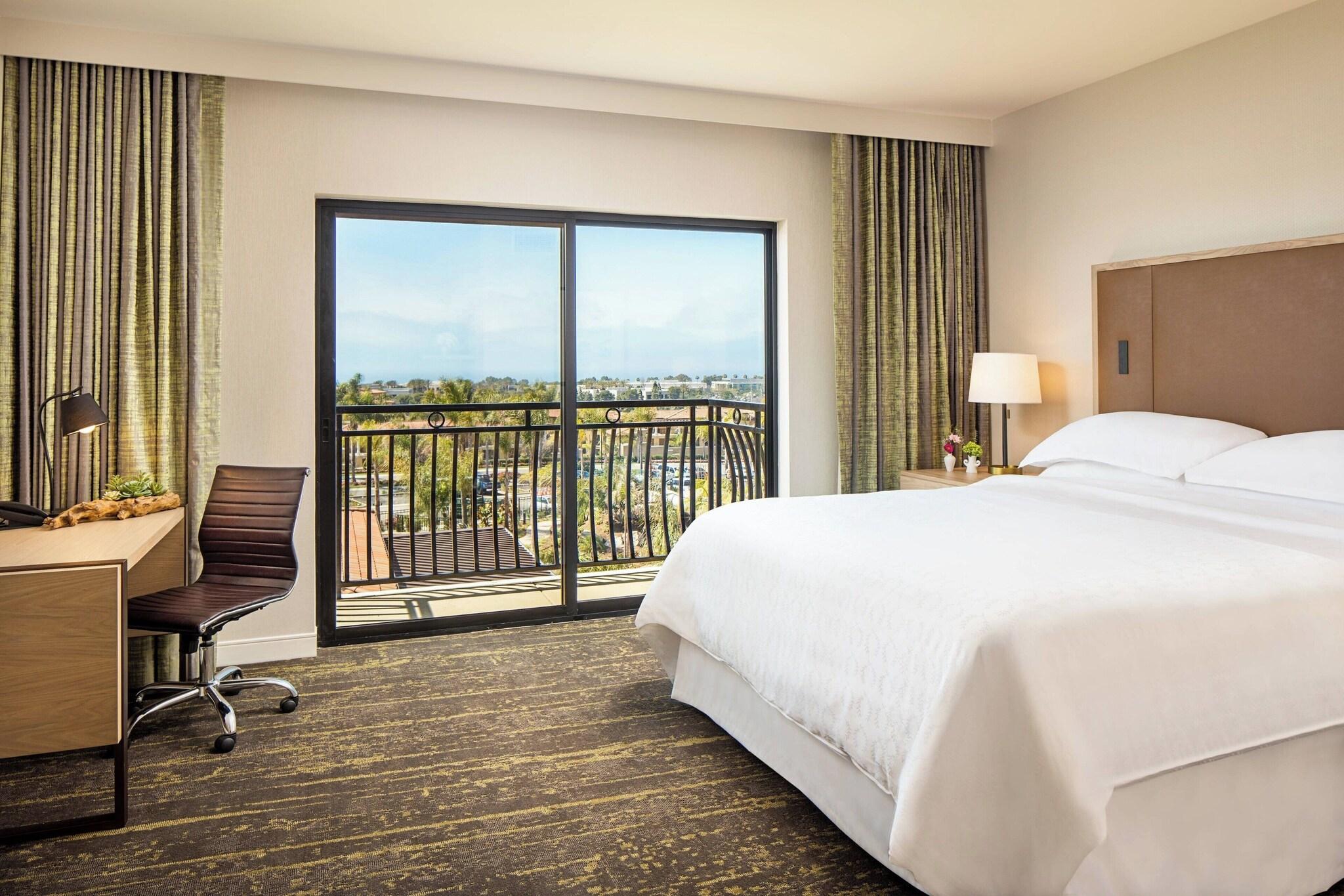 Studio King Size Bed