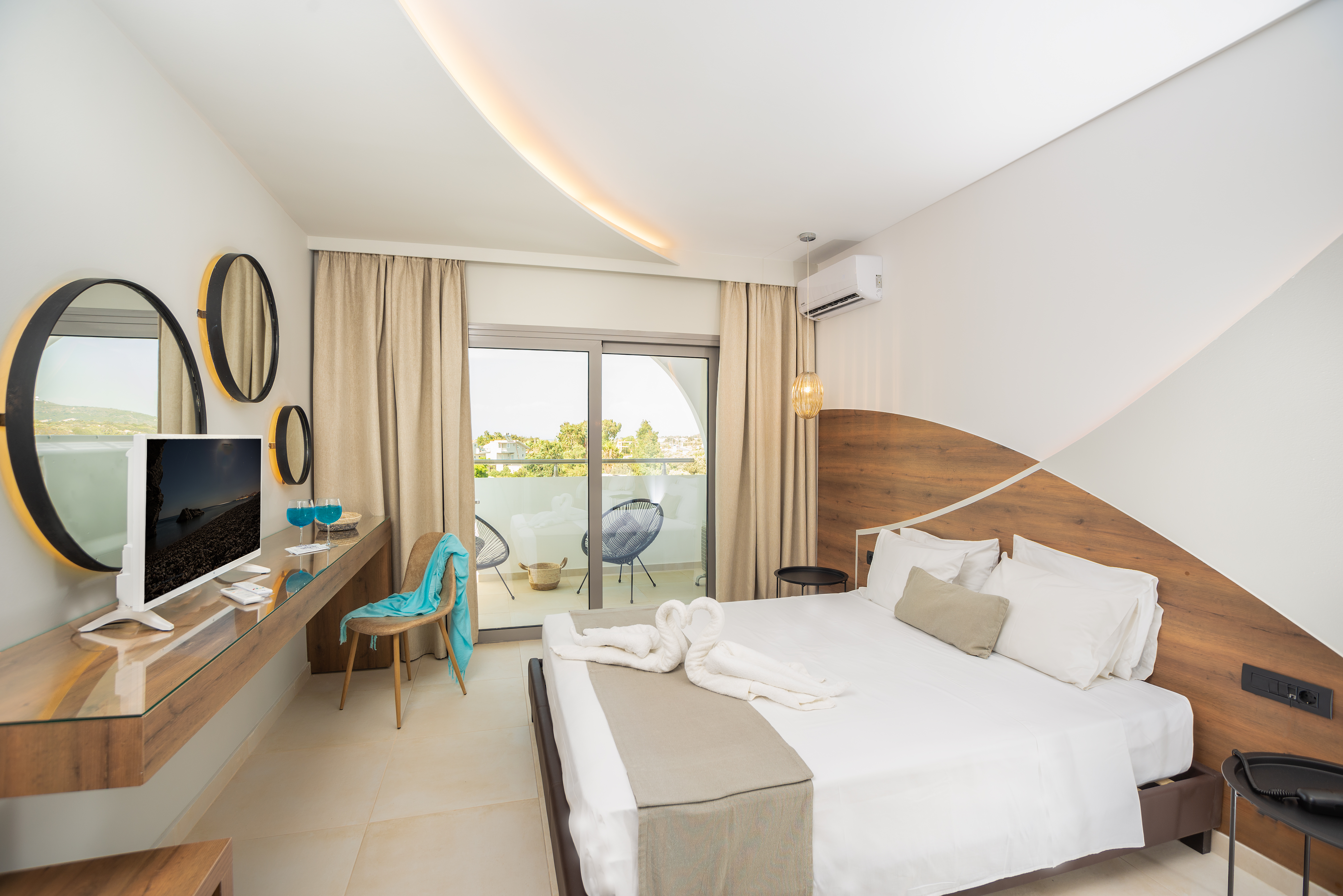 Double or Twin Superior