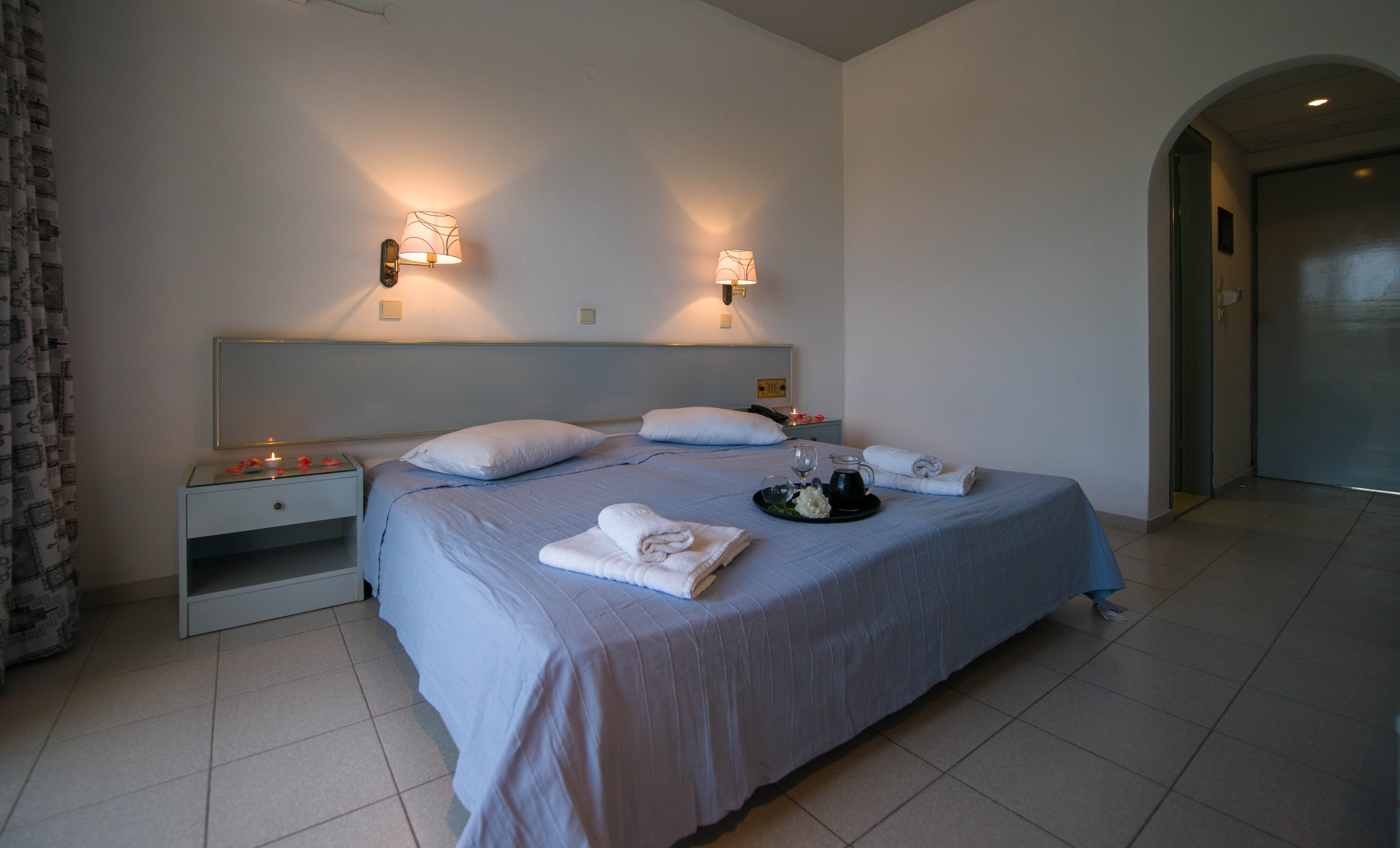 Double or Twin Standard