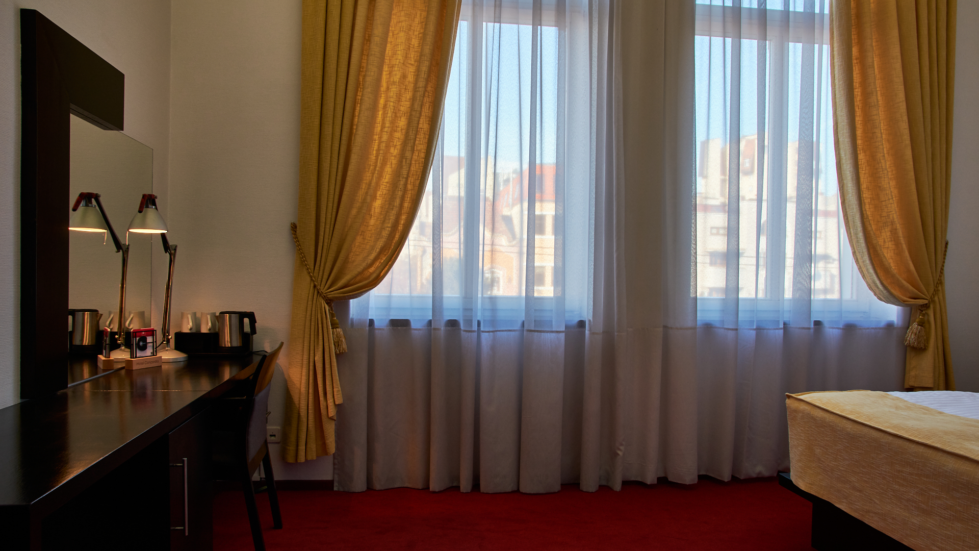 Double Accessible King Size Bed