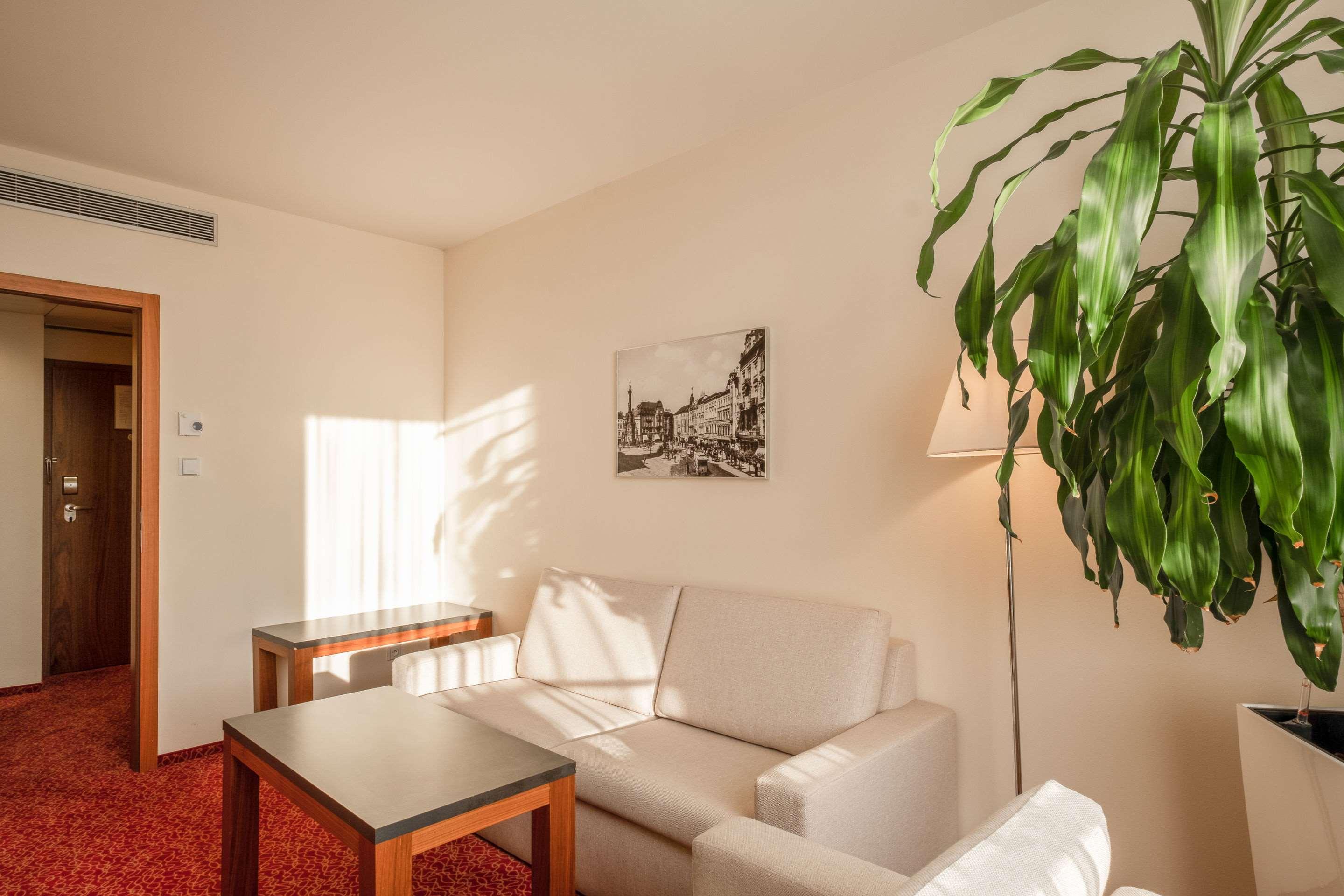 Suite Two Queen Beds