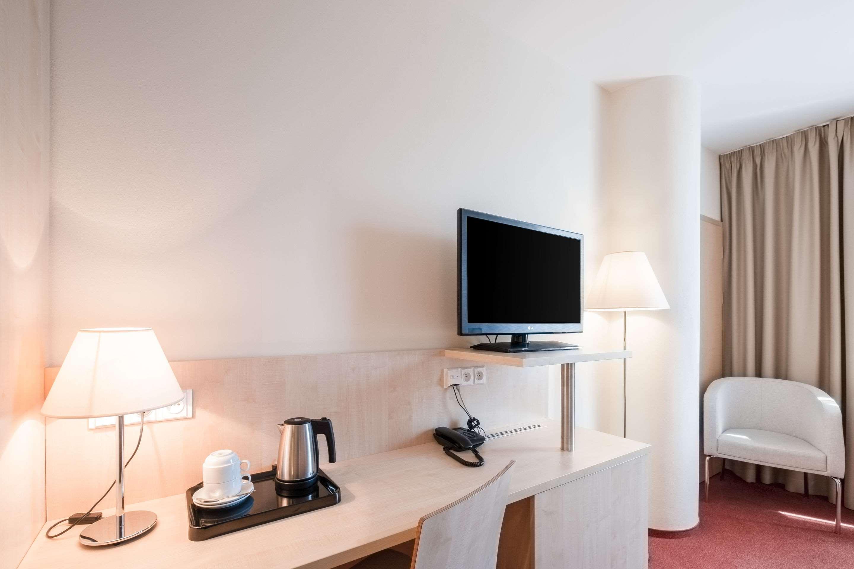 Twin Accessible Business