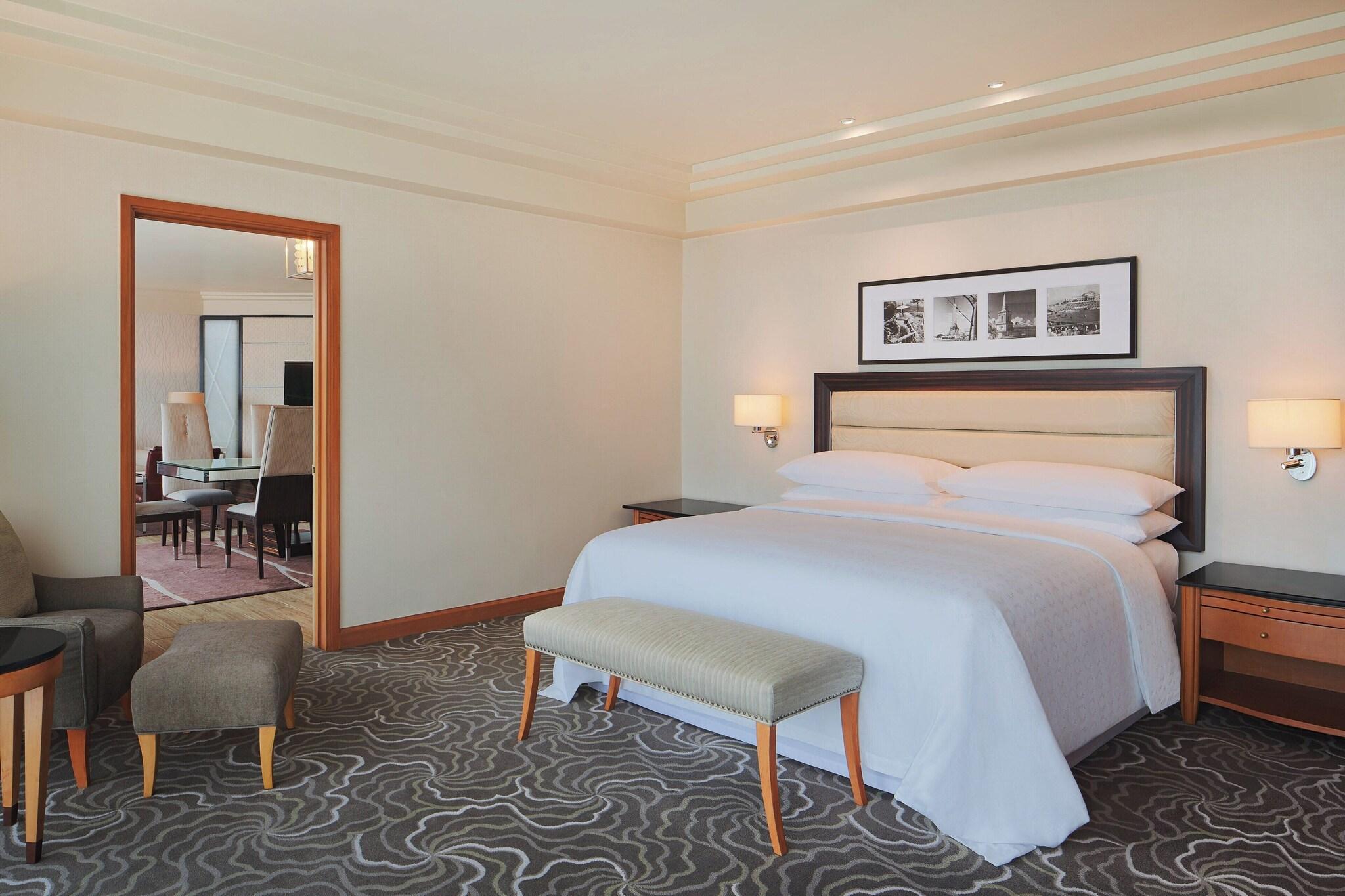 Suite Executive City View