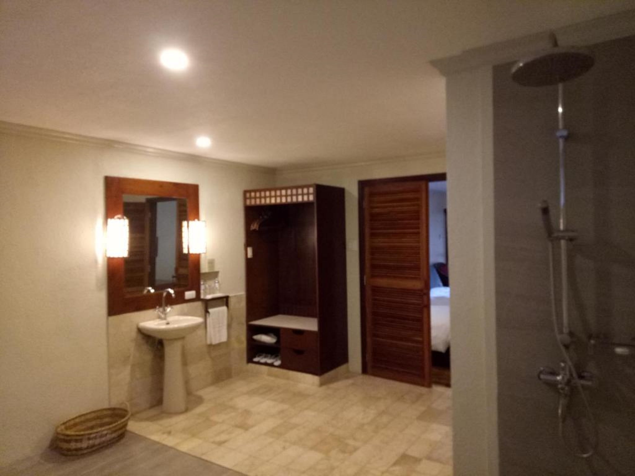 Double or Twin Standard