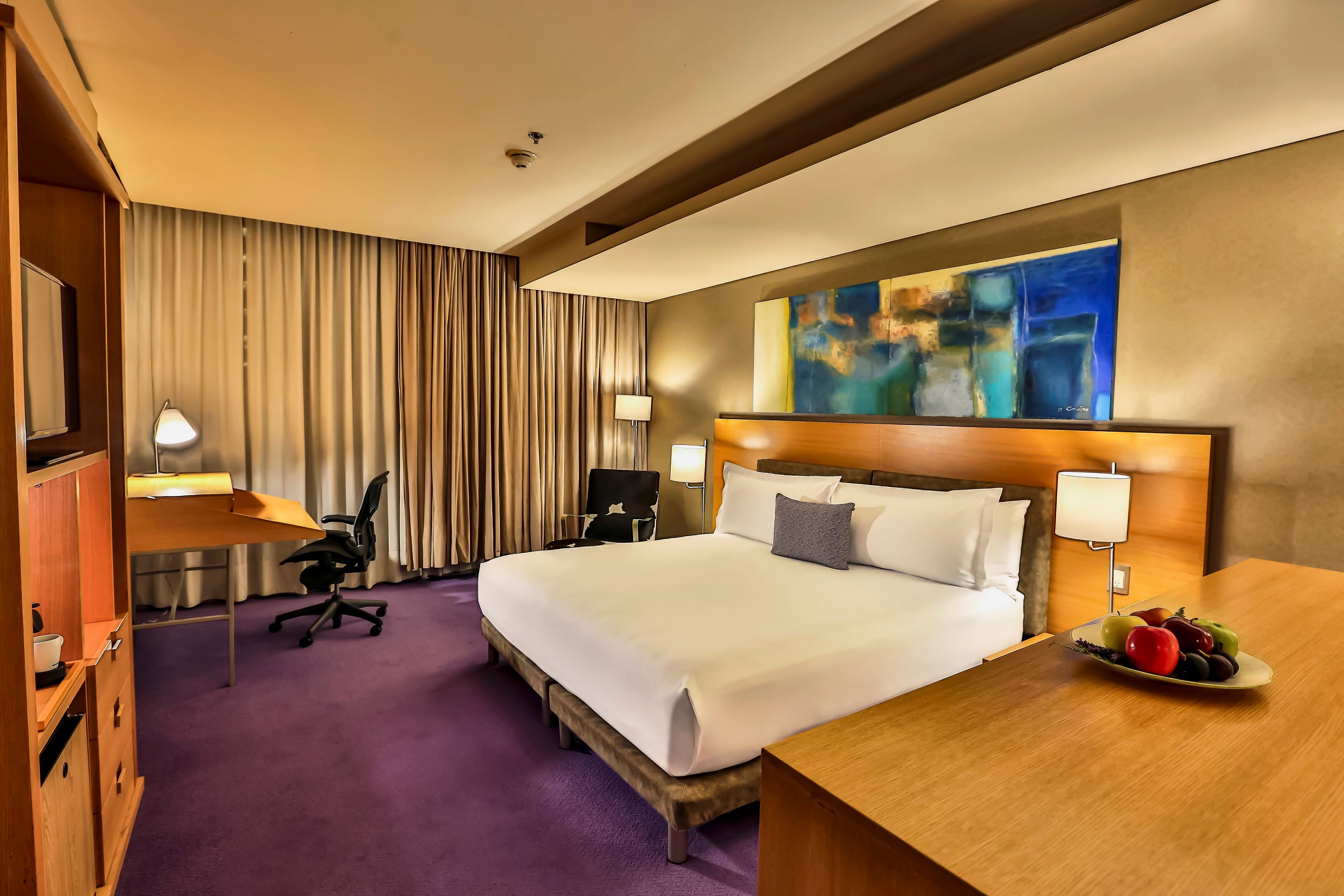 Junior Suite King Size Bed