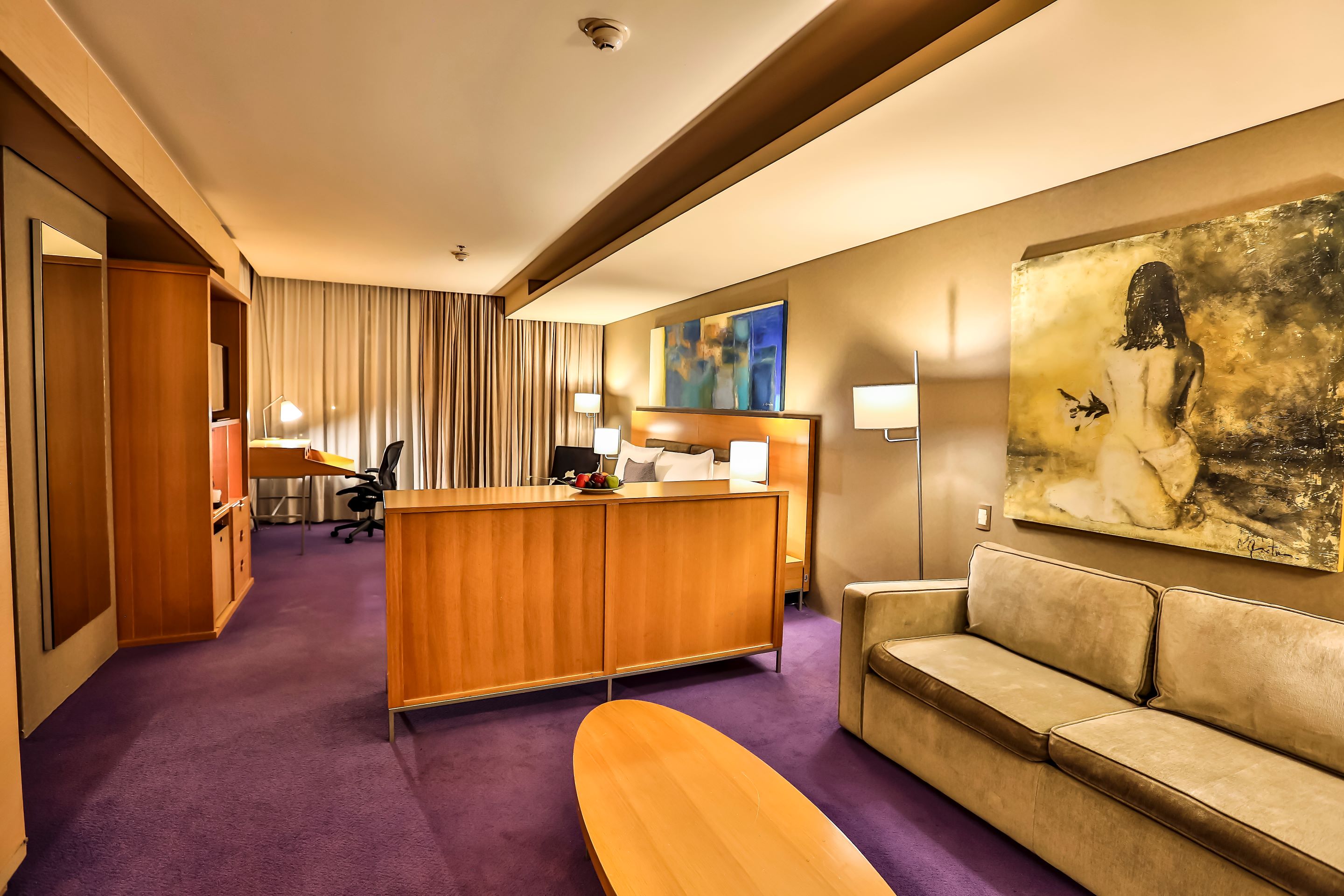 Junior Suite King Size Bed