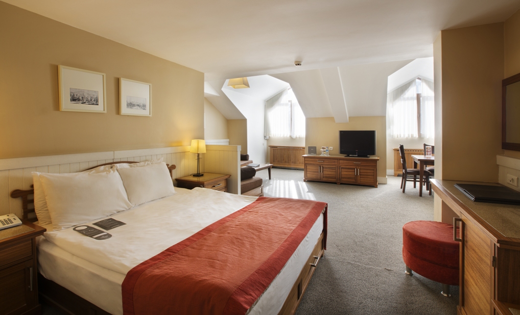 Double Single Superior