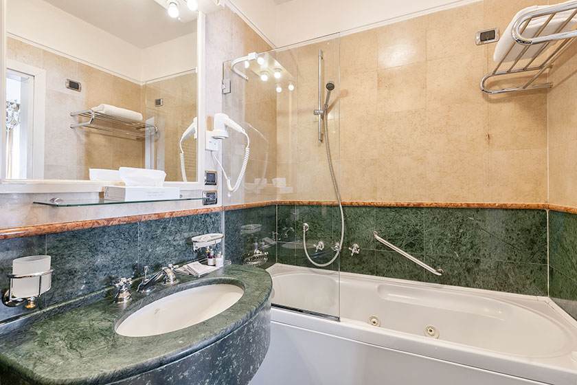 Double Superior with Views