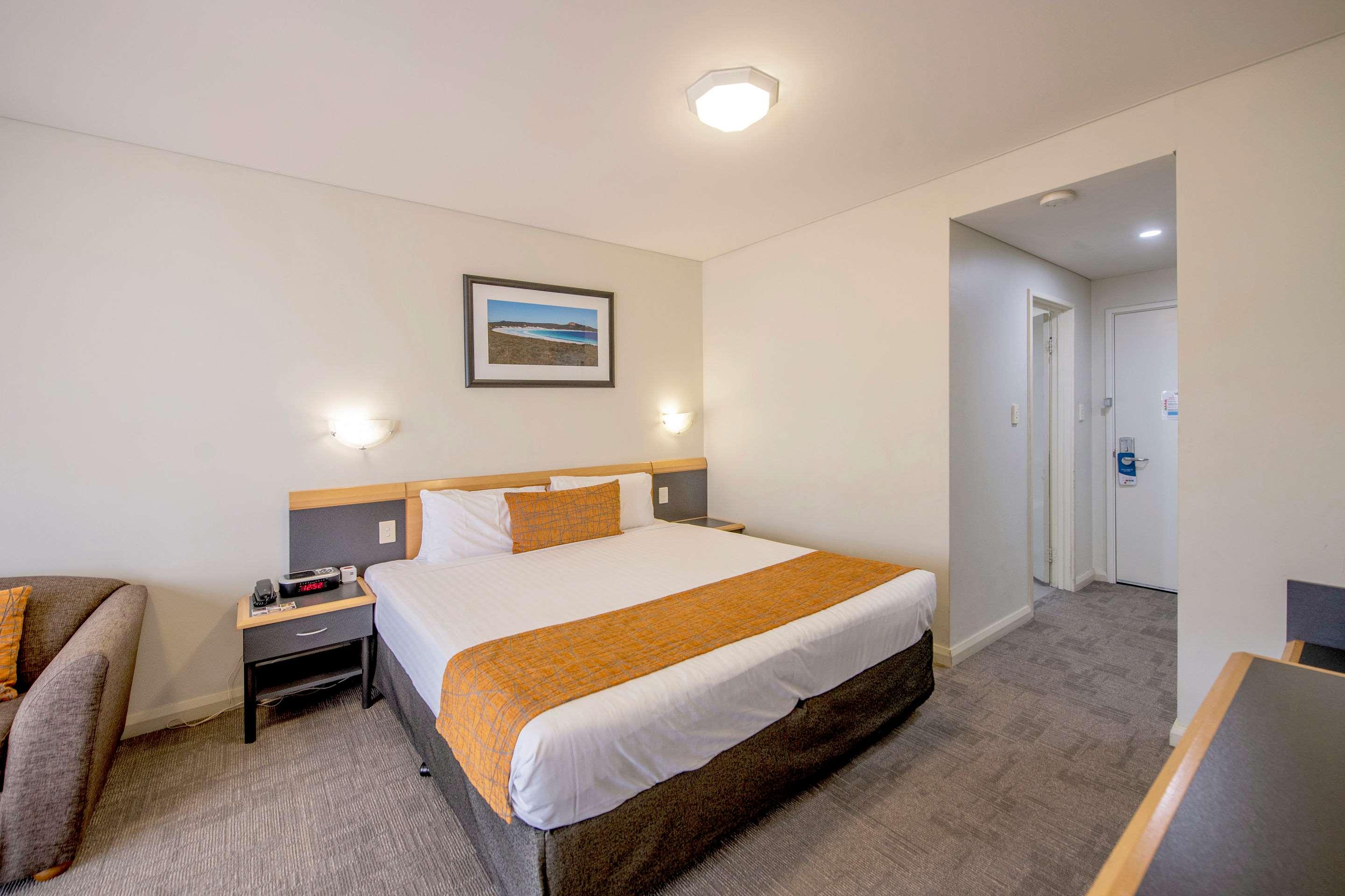 Double King Bed Non Smoking