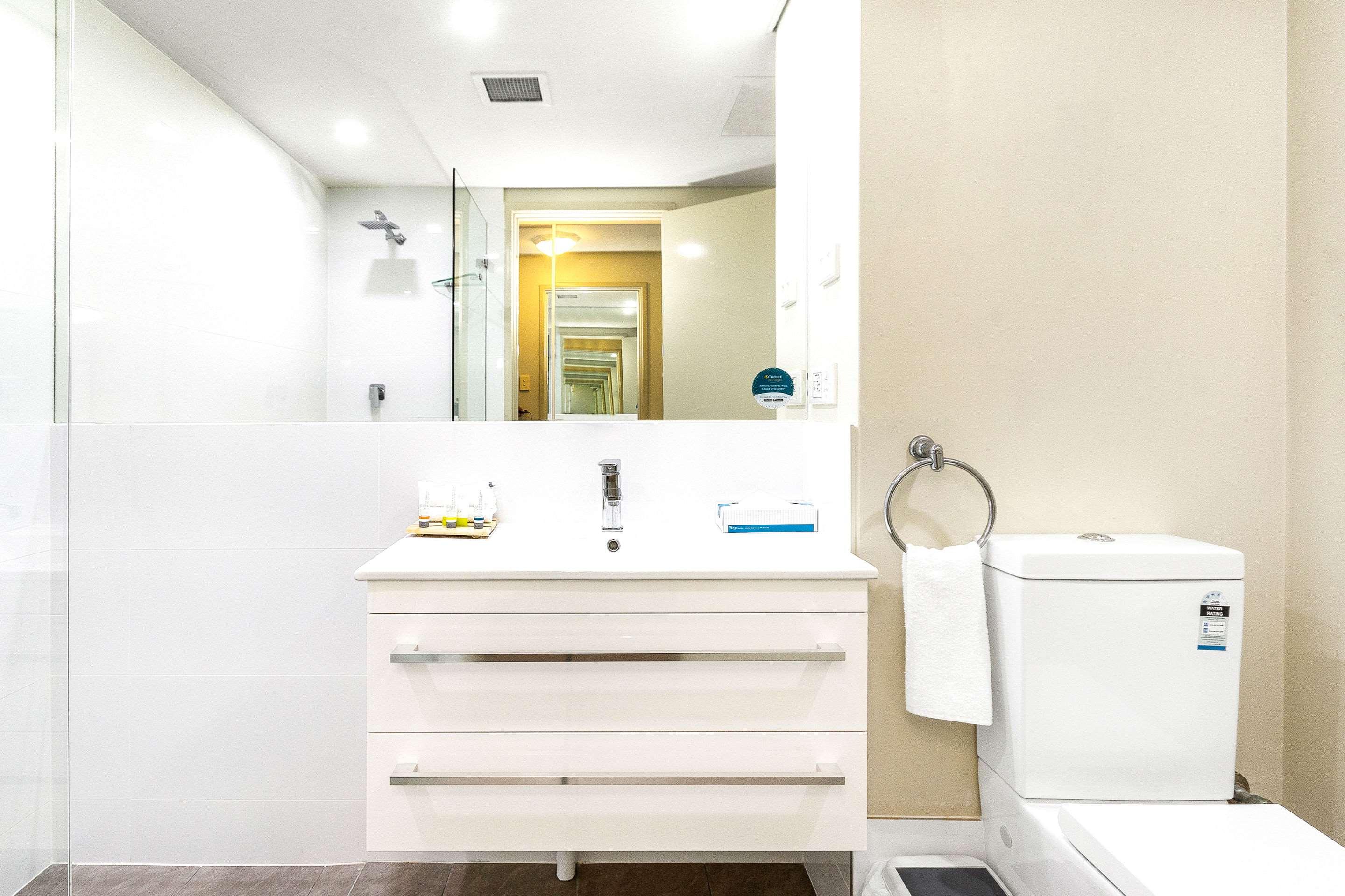 Double King Bed Non Smoking