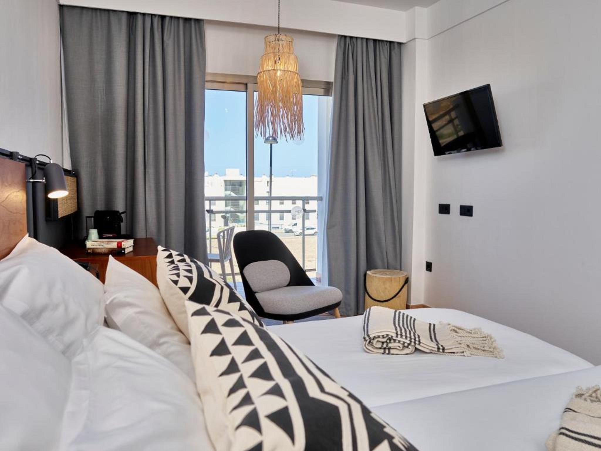 Double or Twin Standard