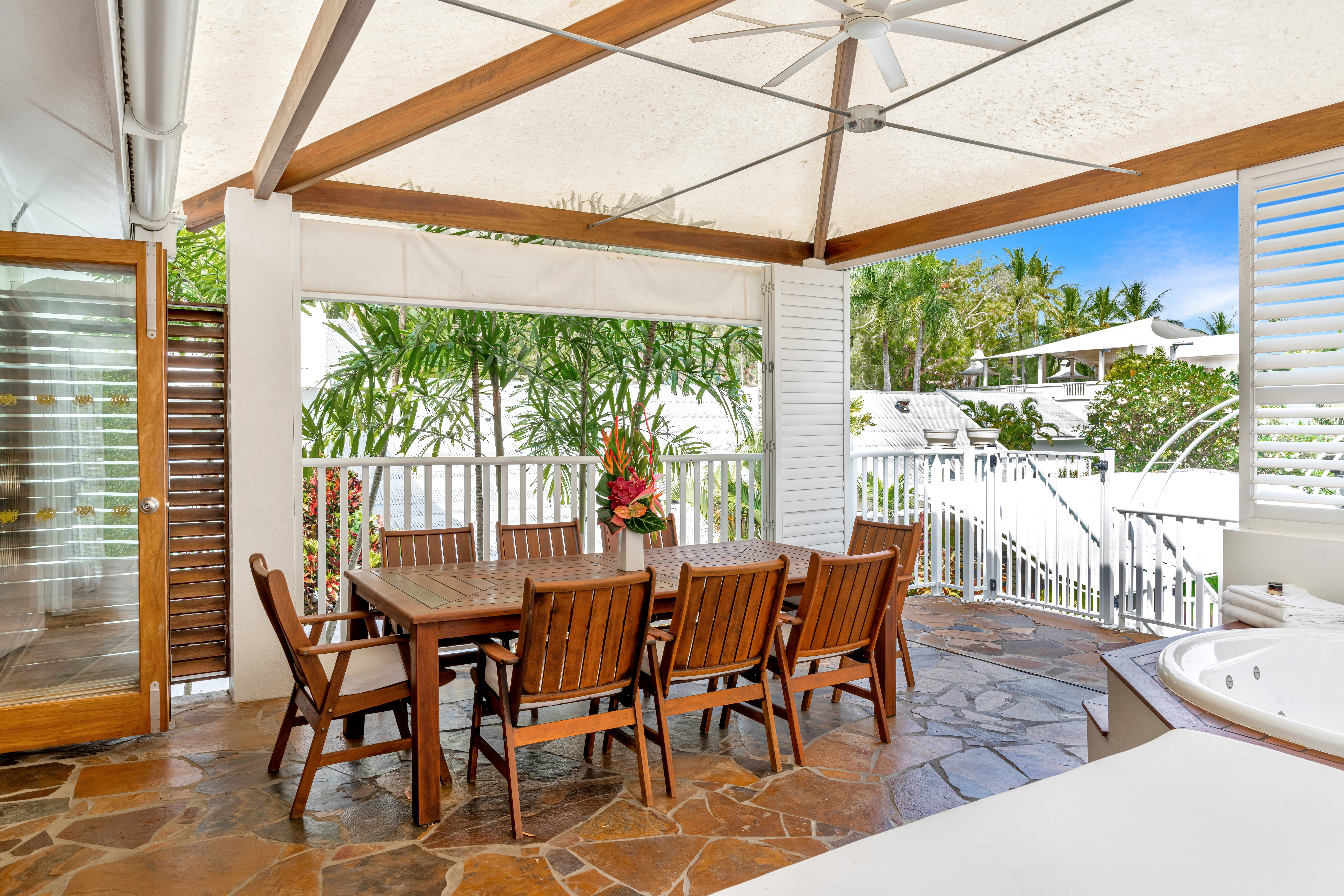 Villa Four Bedrooms with Private Pool