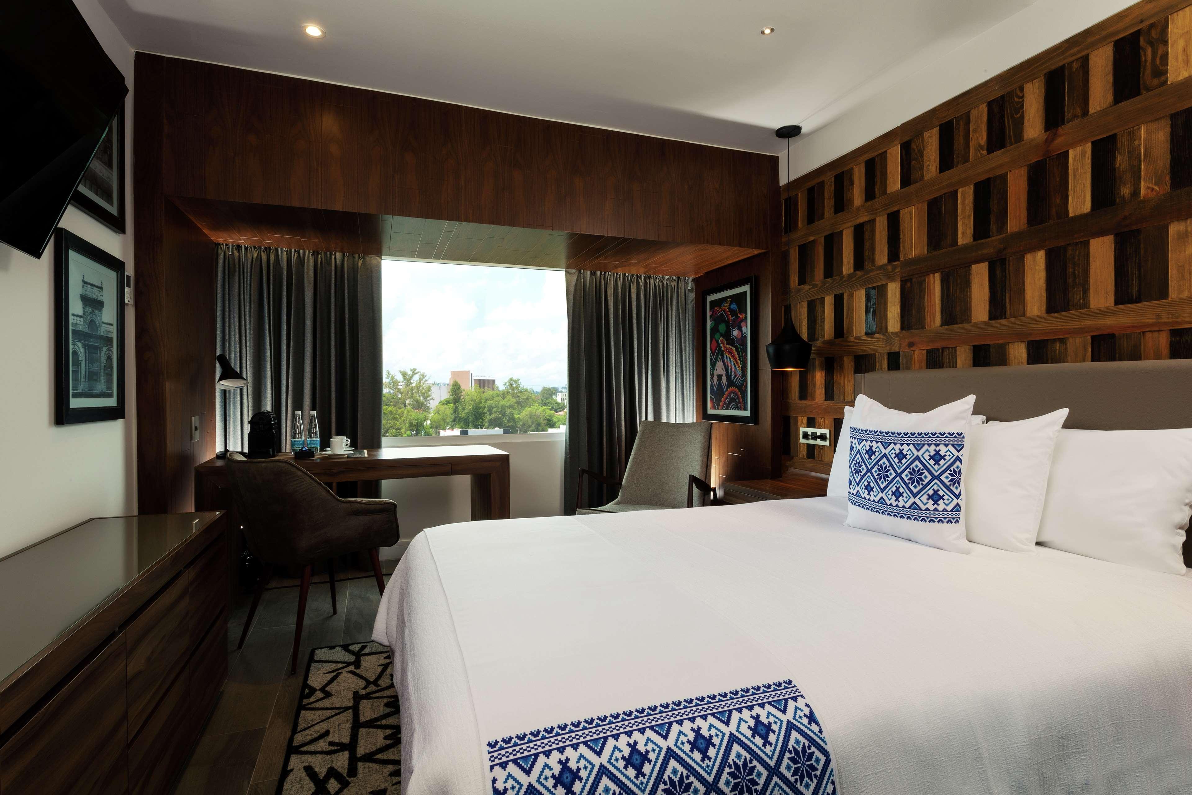 Double Queen Size Bed