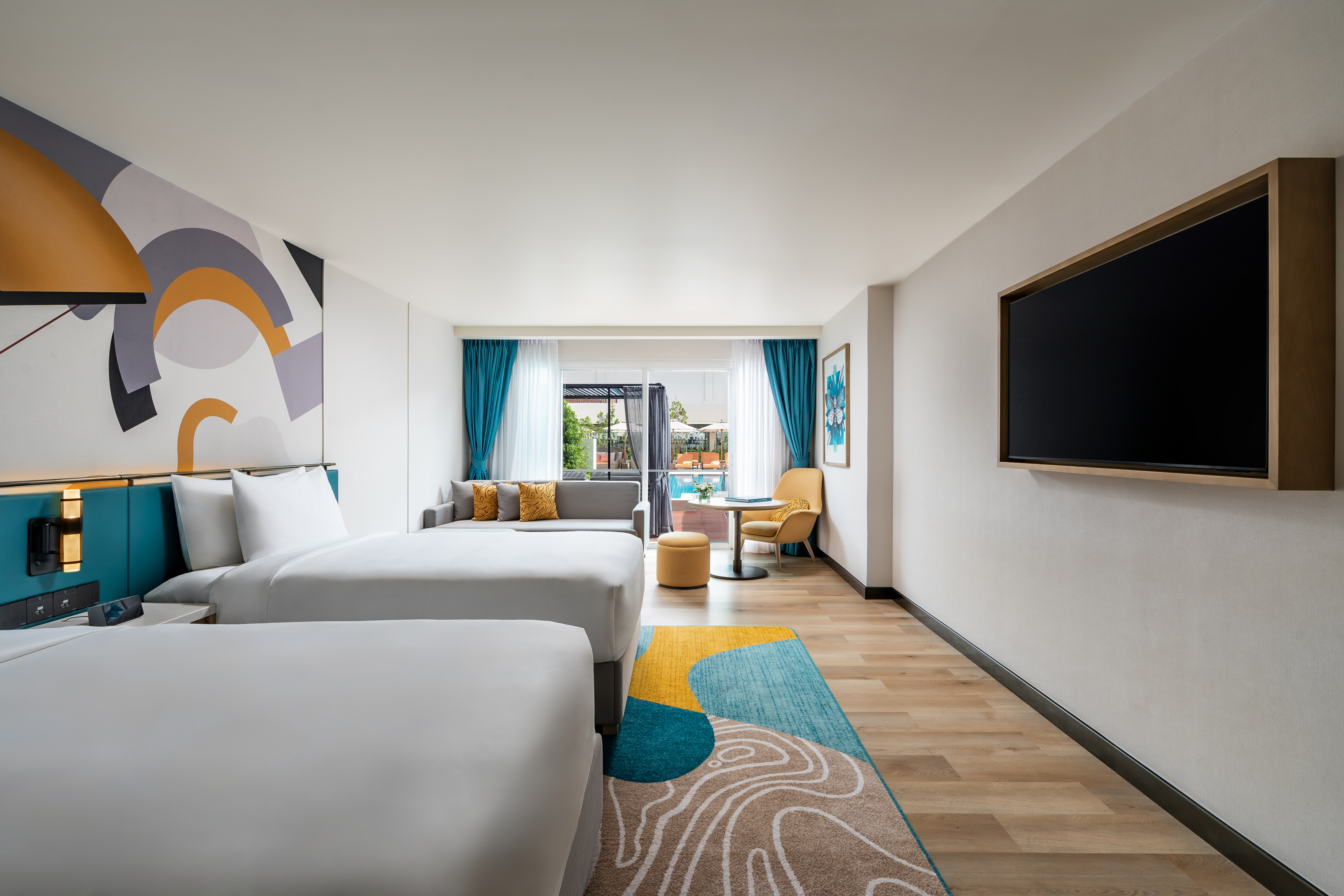 Double King Bed with Jacuzzi