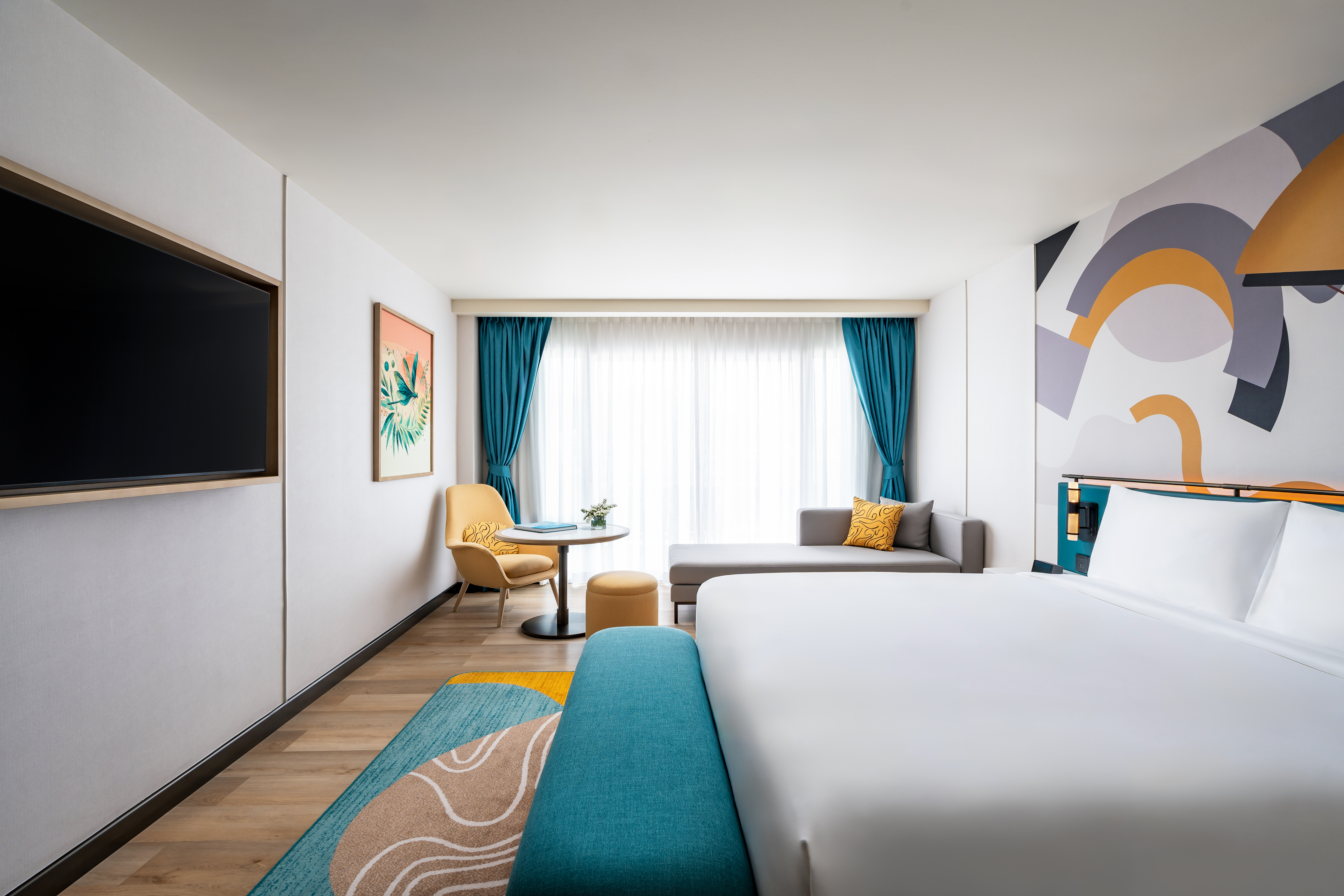 Double Deluxe King Bed