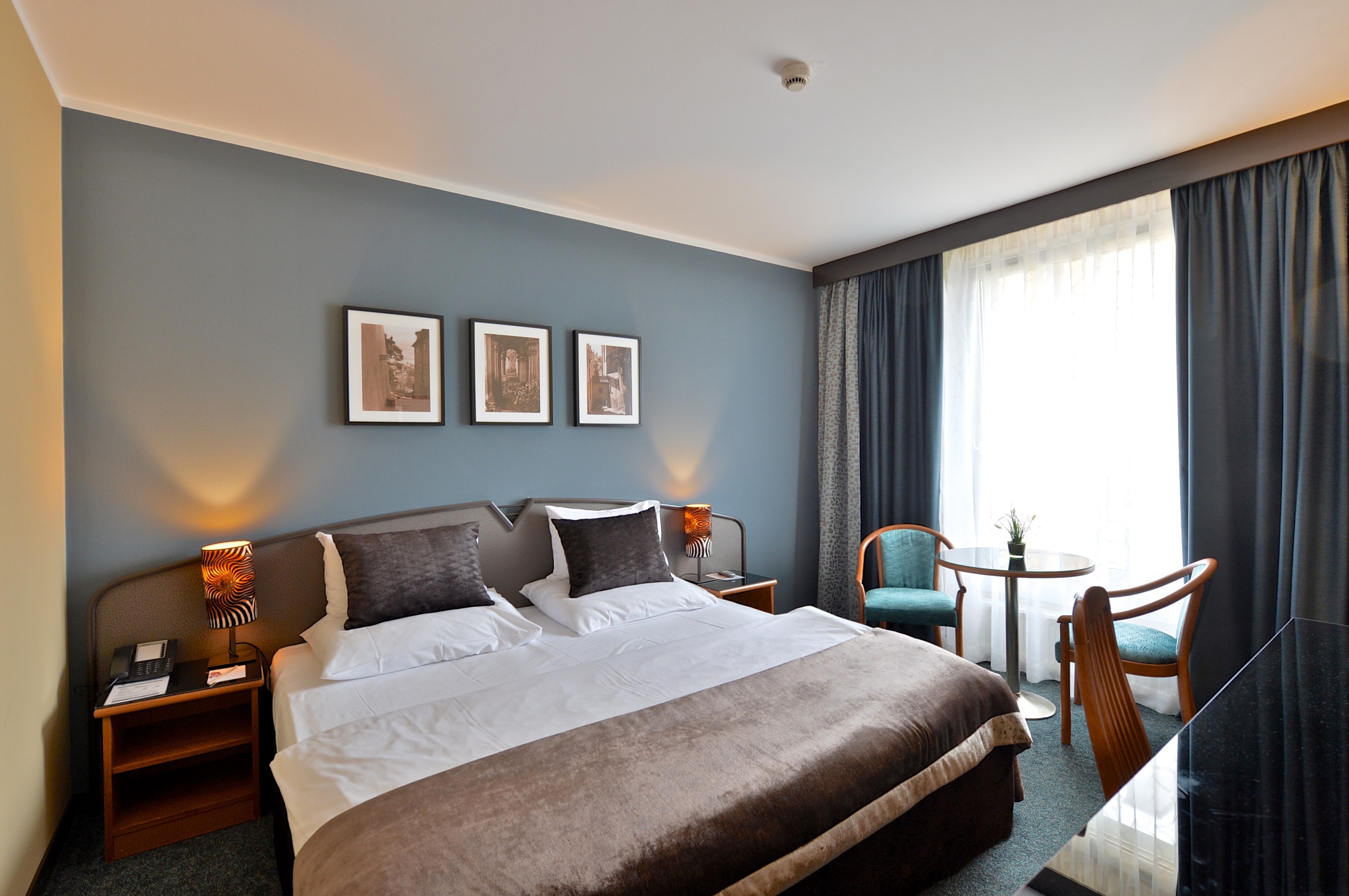 Double or Twin Executive