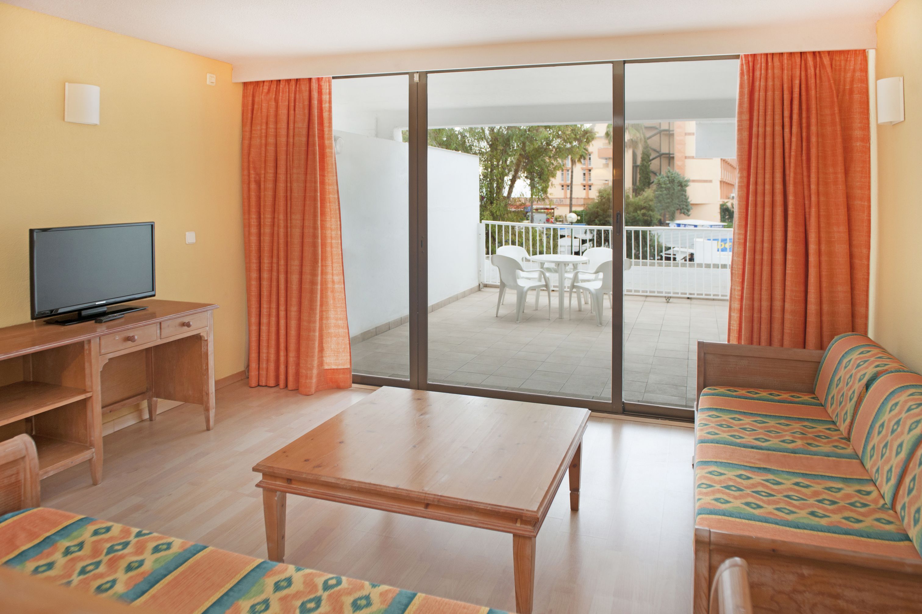 Apartment Garden View