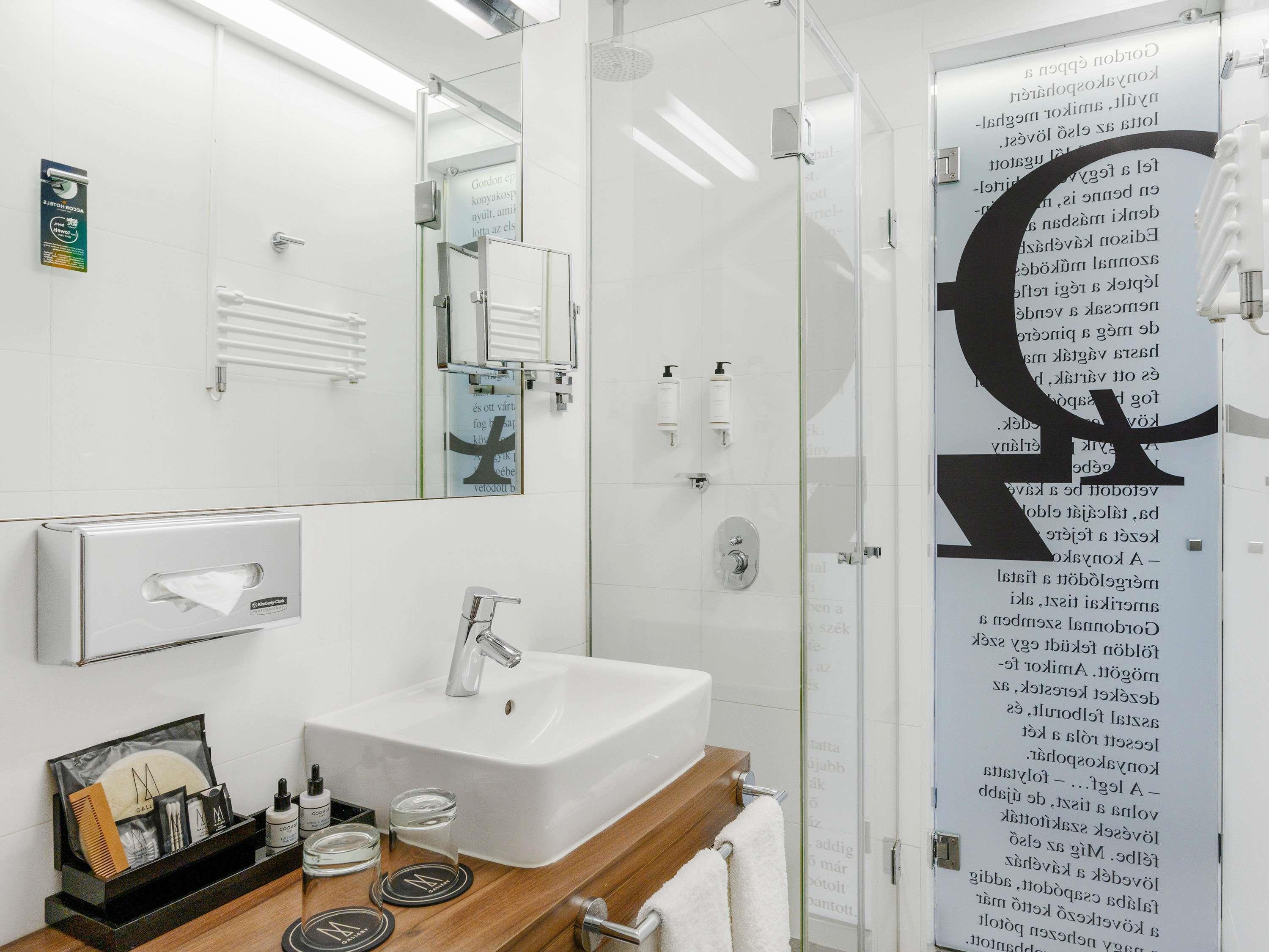 Junior Suite King Size Bed