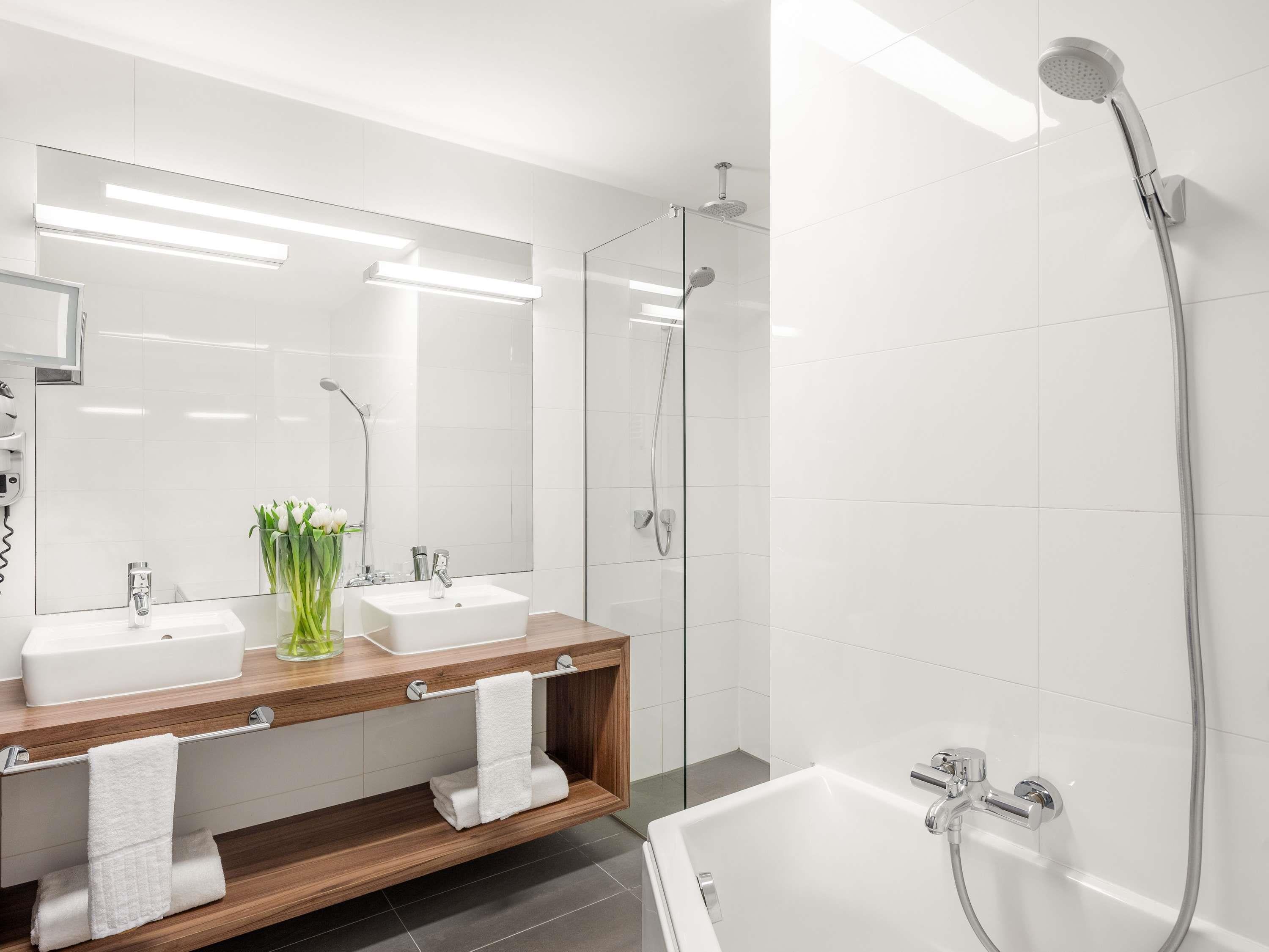 Suite Queen Size Bed