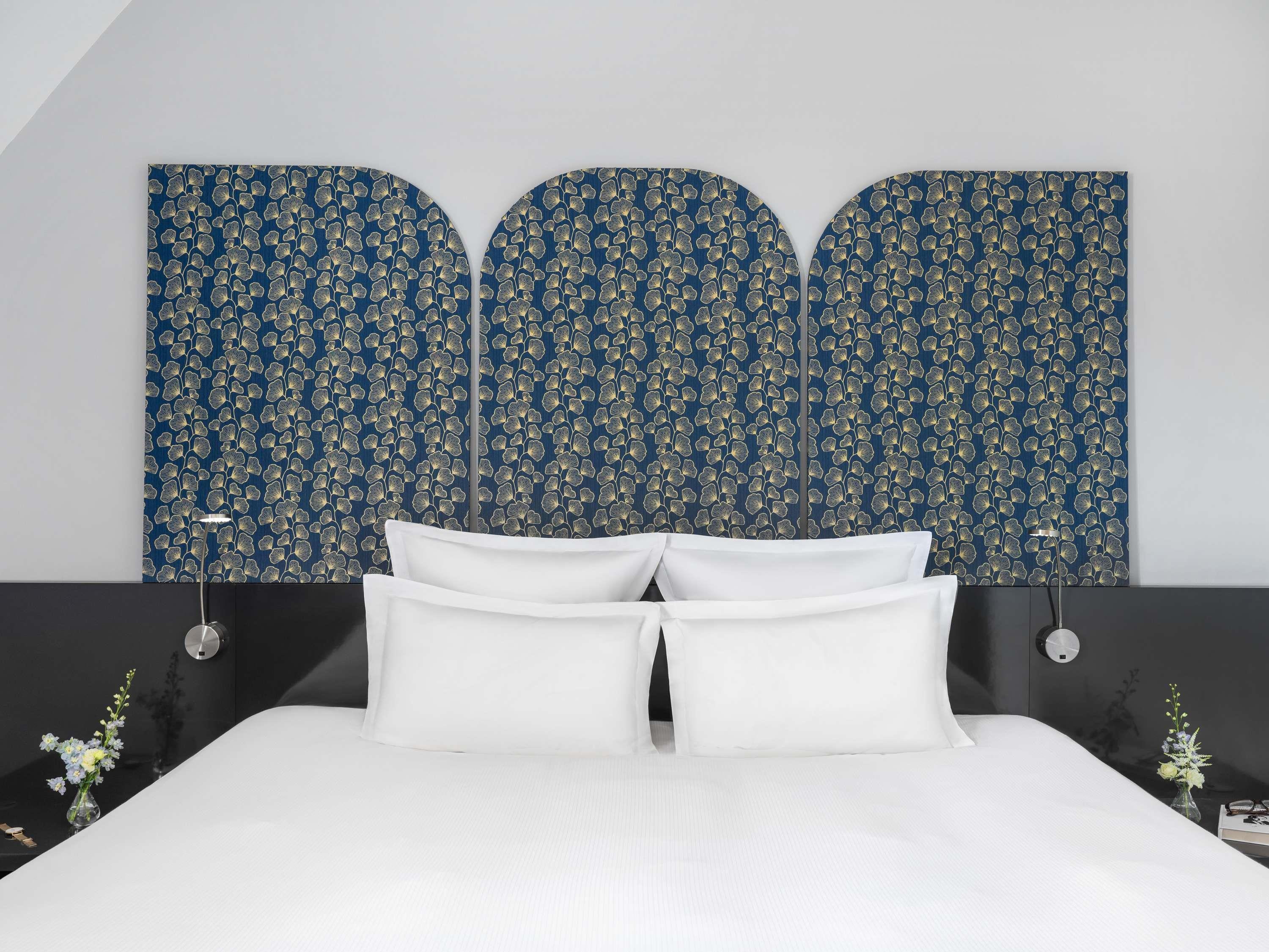 Double Classic Double Bed