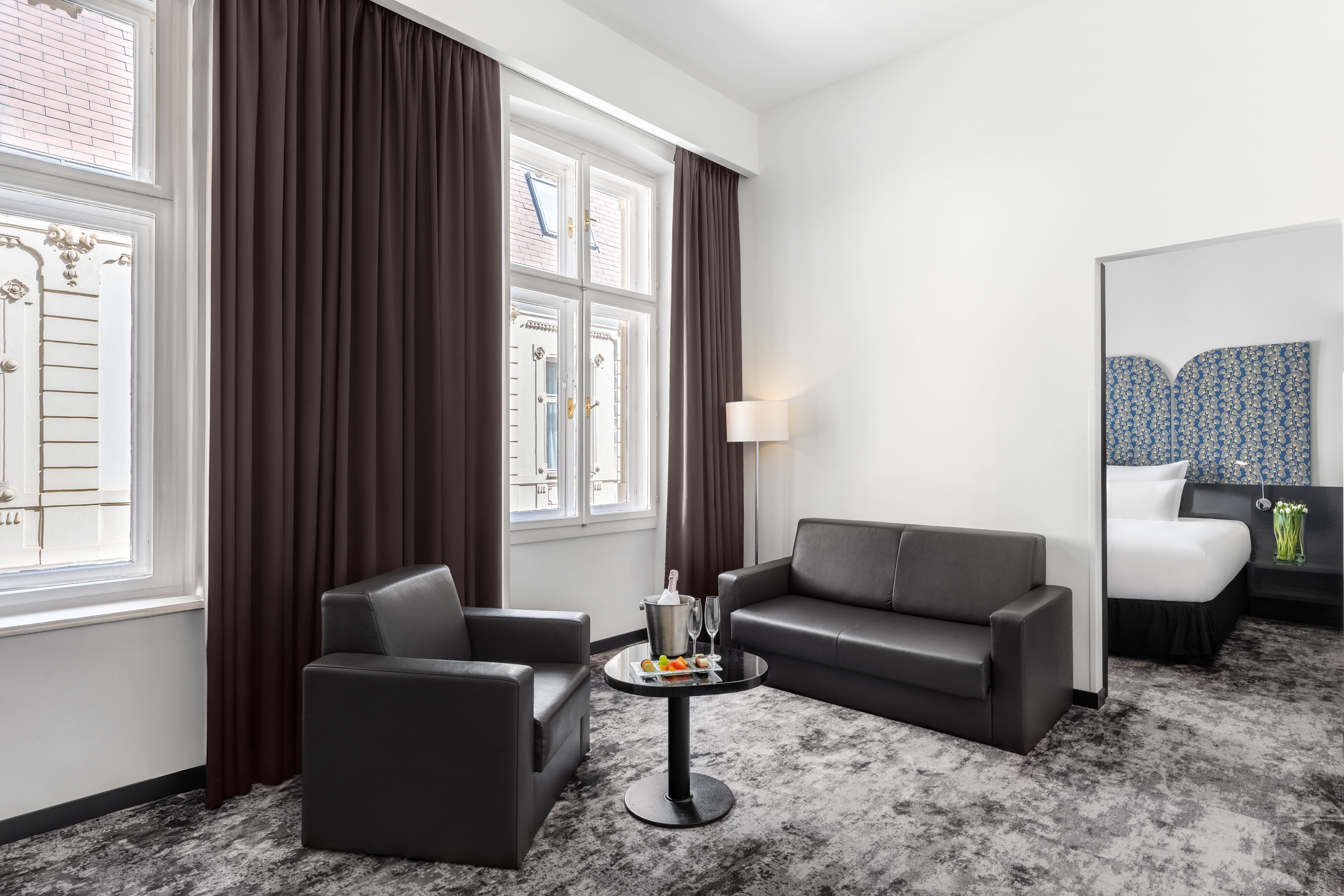 Junior Suite King Size Bed