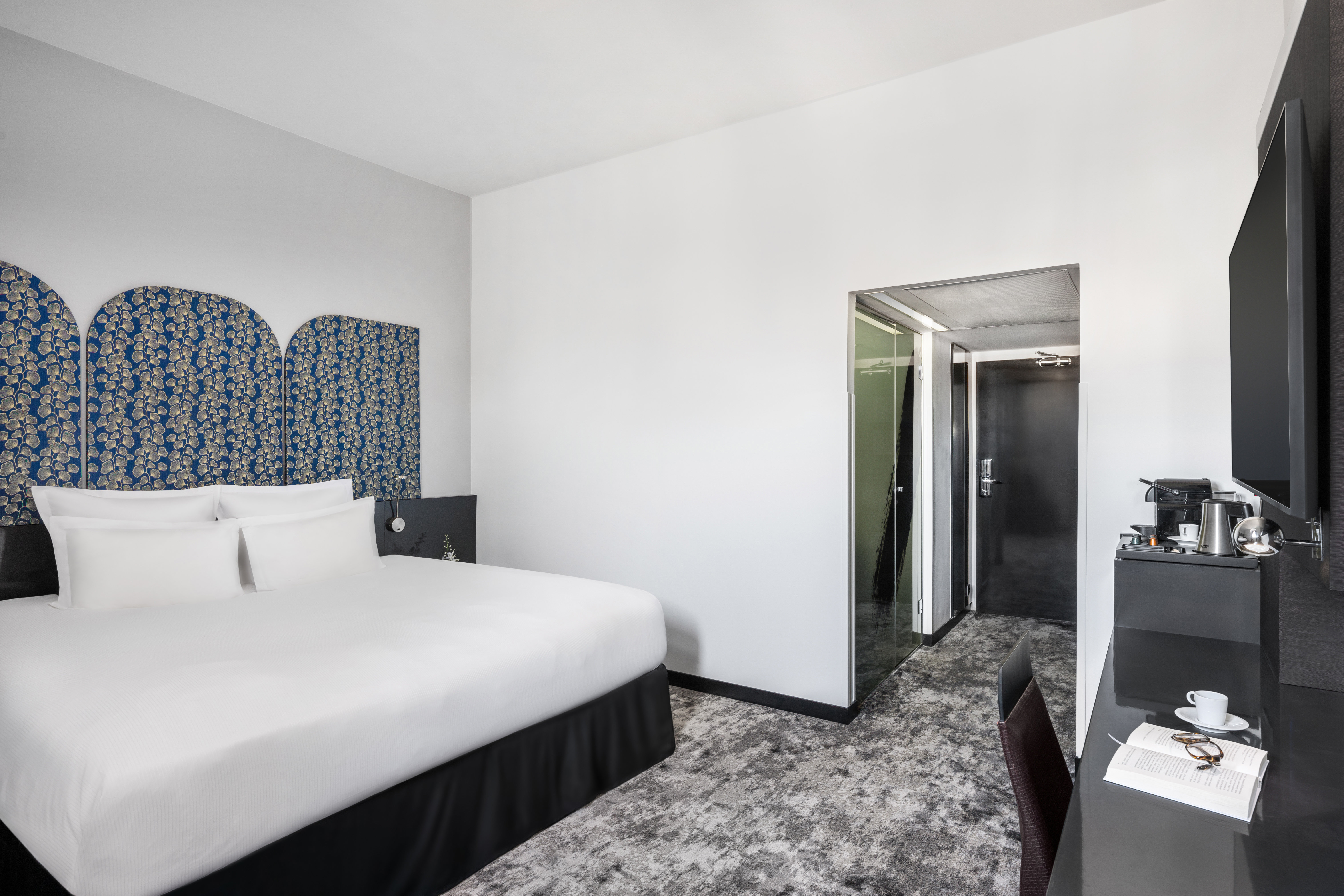 Double Superior with Double Bed