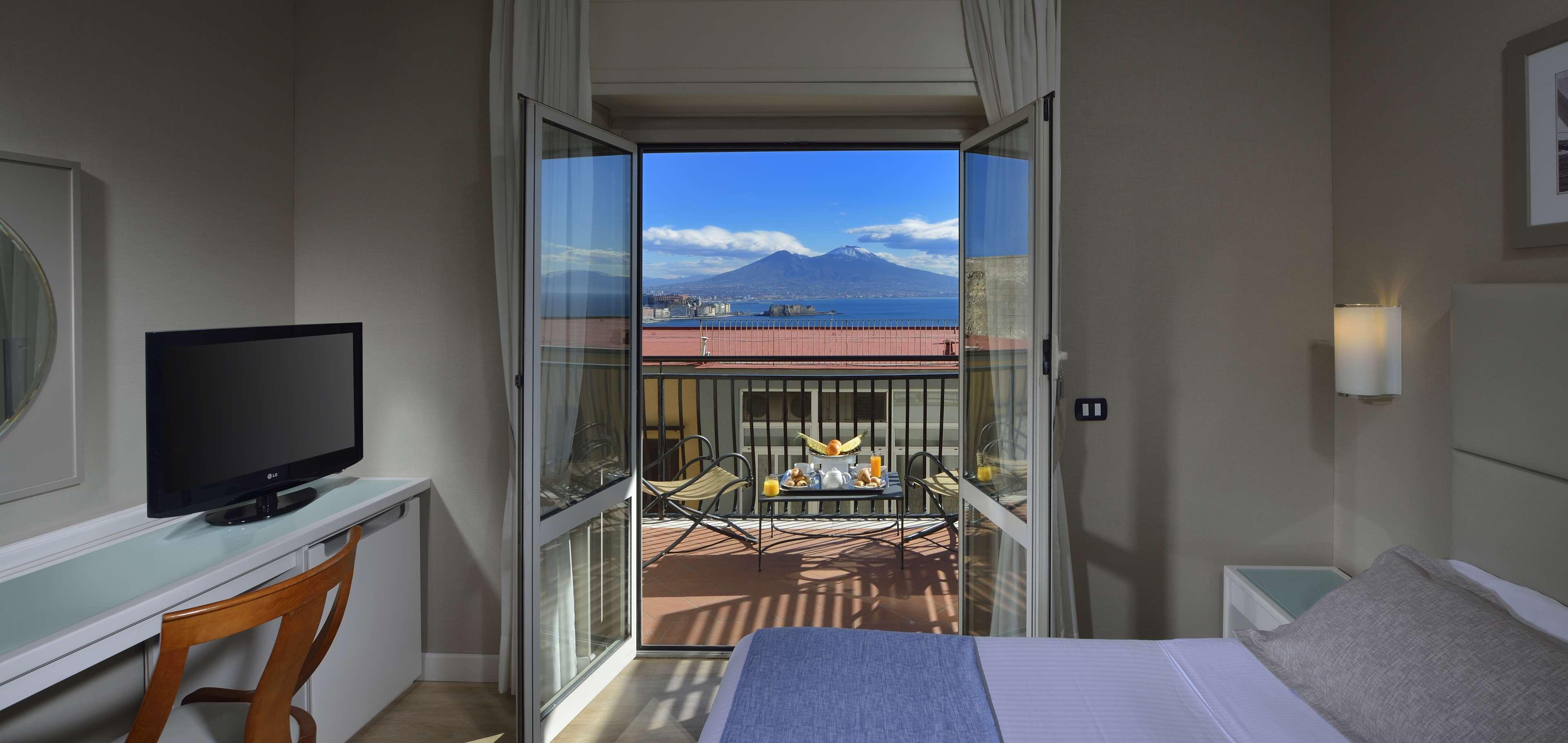 Double Queen Size Bed