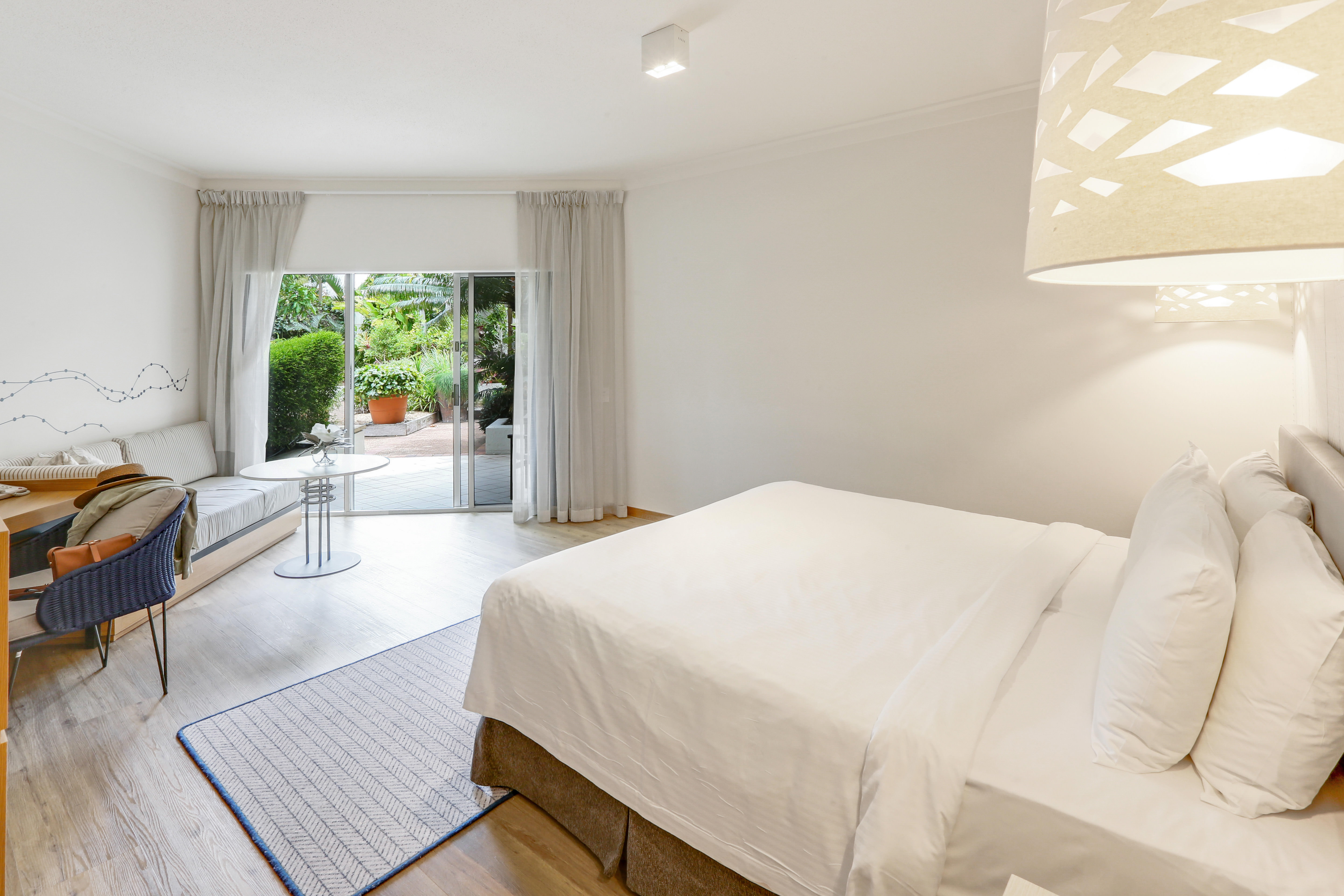 Room Deluxe King Bed