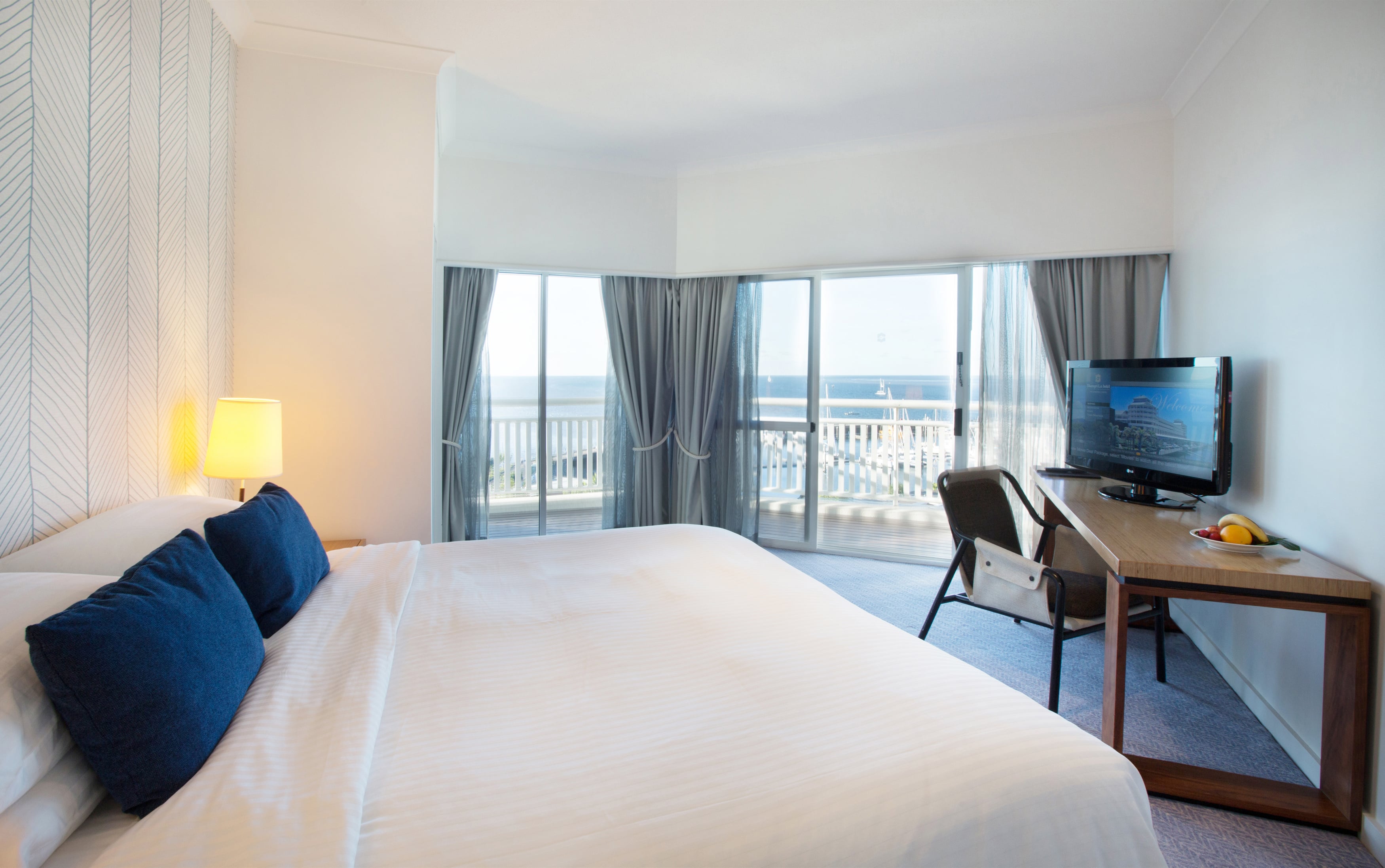 Suite King Bed One Bedroom 