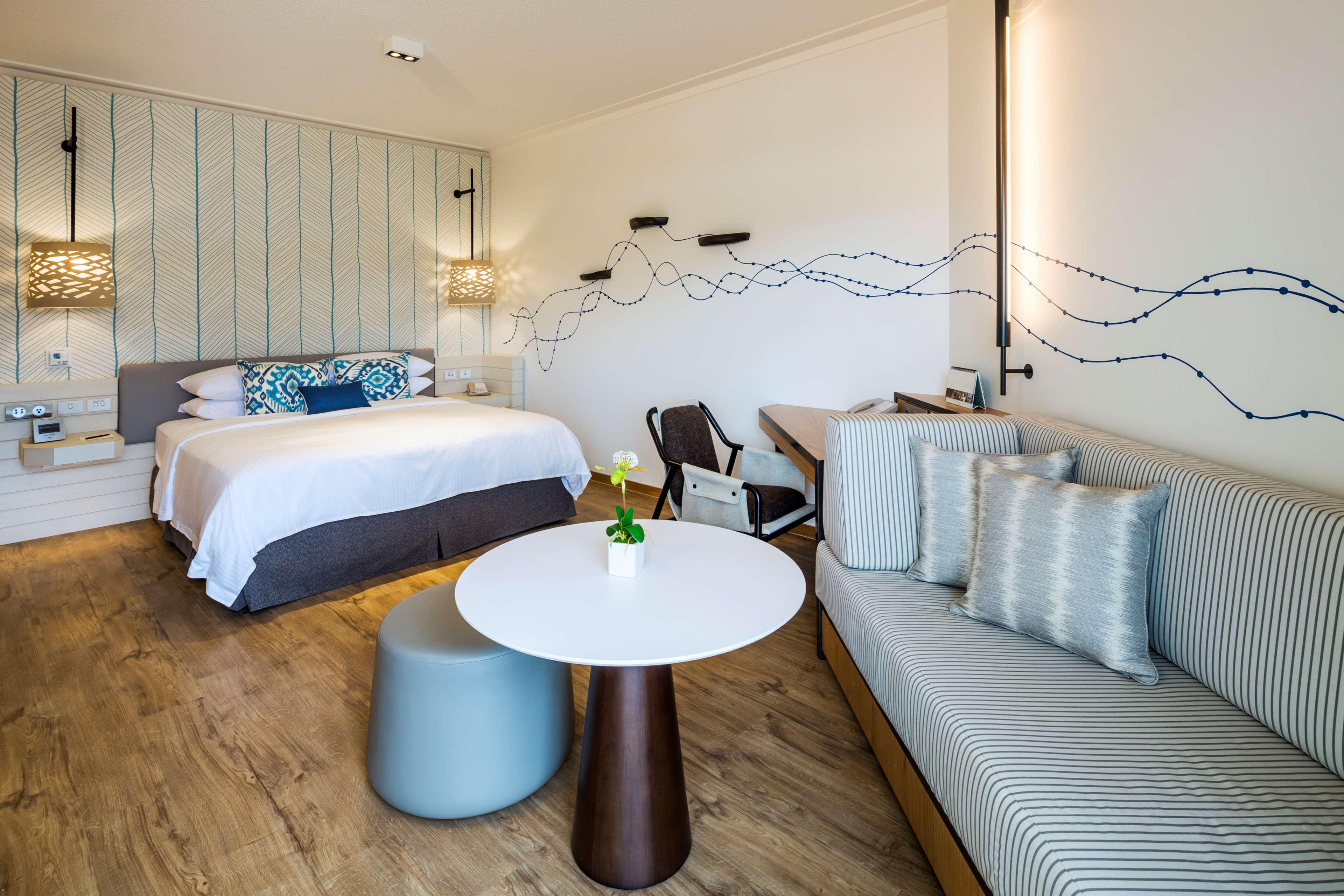 Room Deluxe King Bed