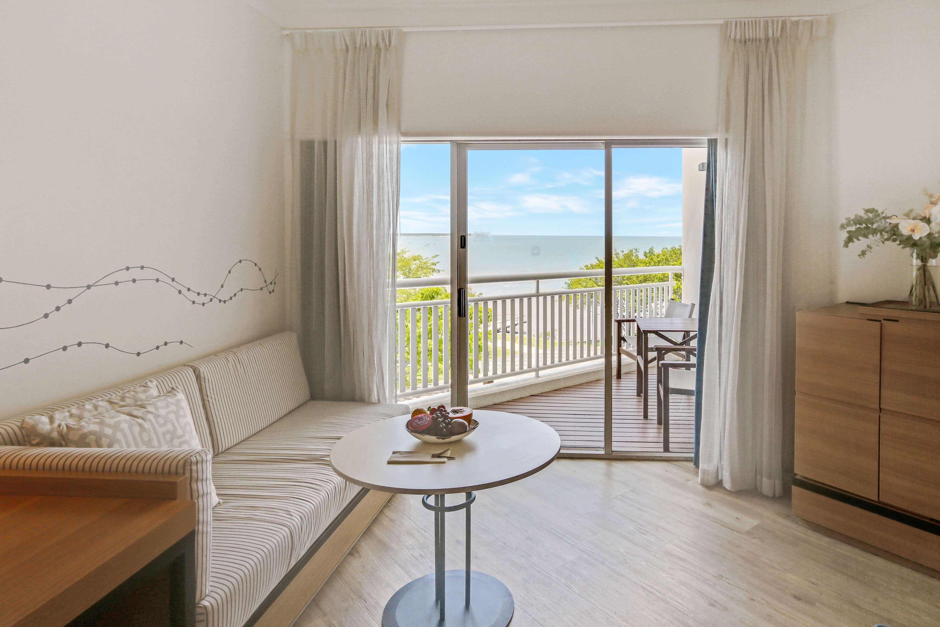 Twin Deluxe Sea View