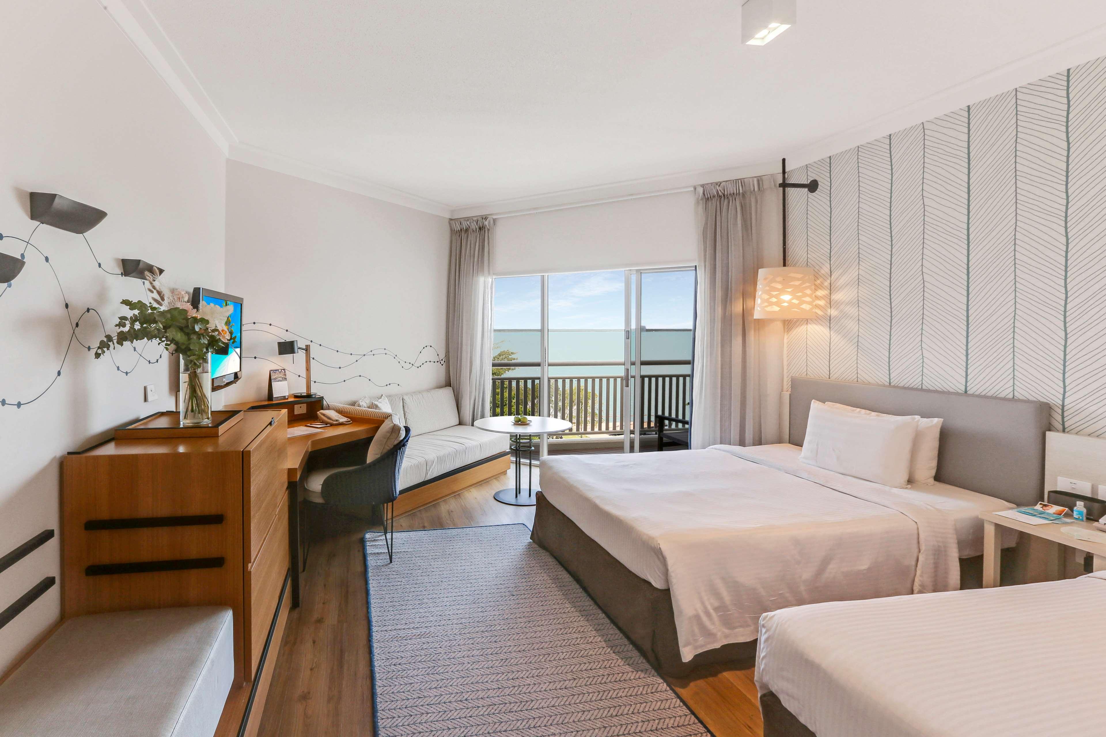 Twin Deluxe Sea View