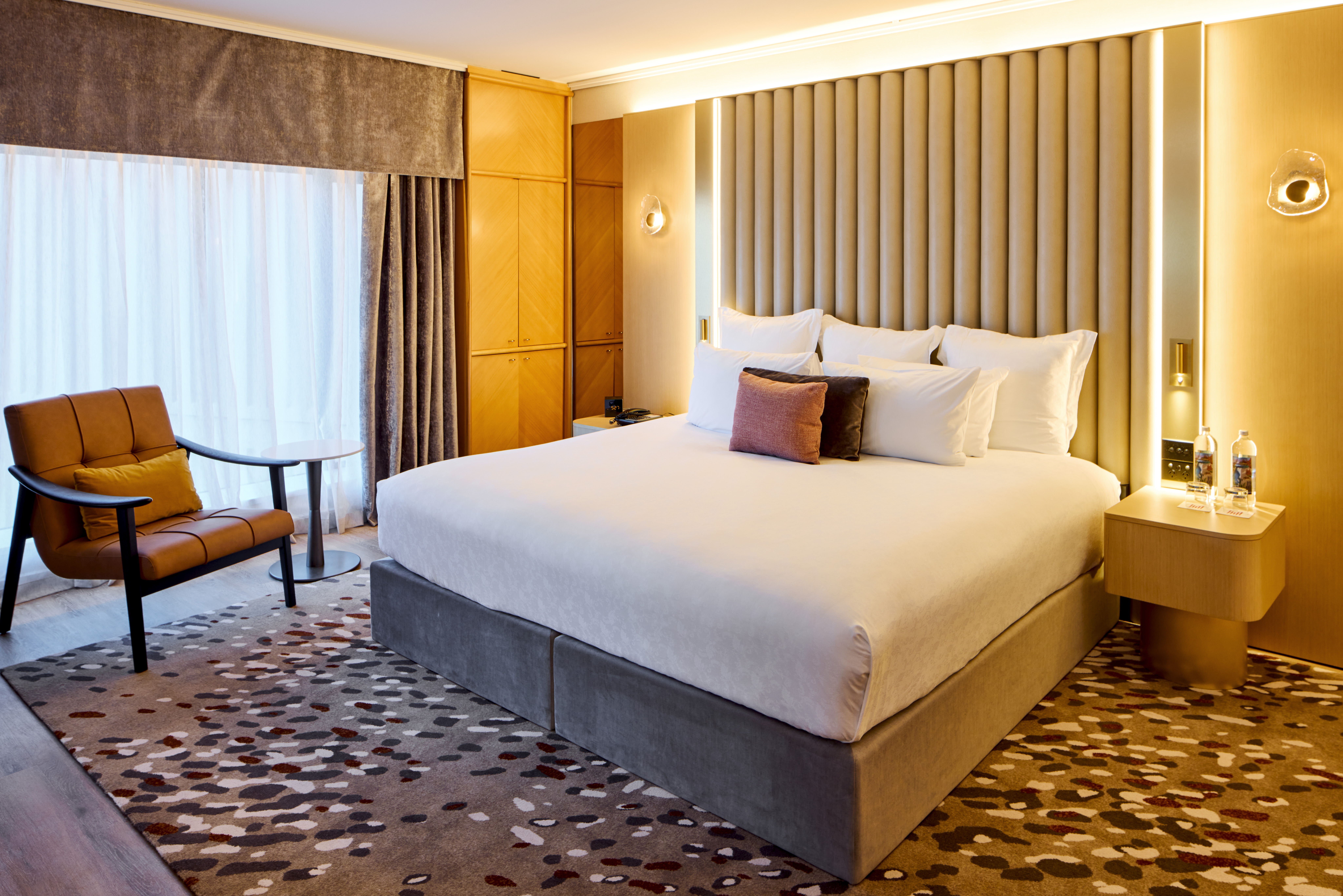 Junior Suite King Size Bed