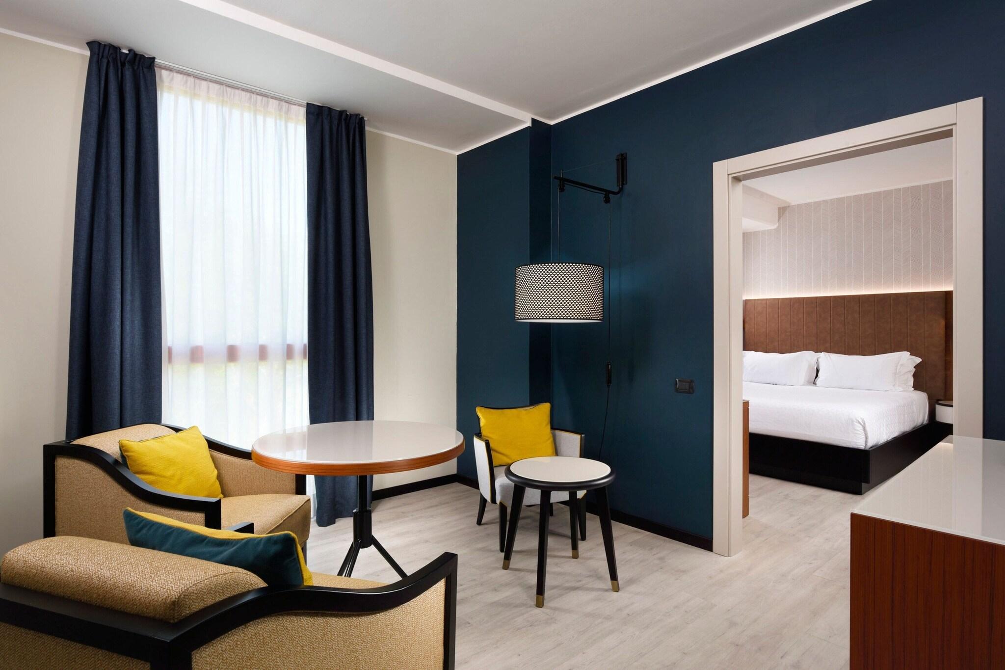 Suite Queen Size Bed