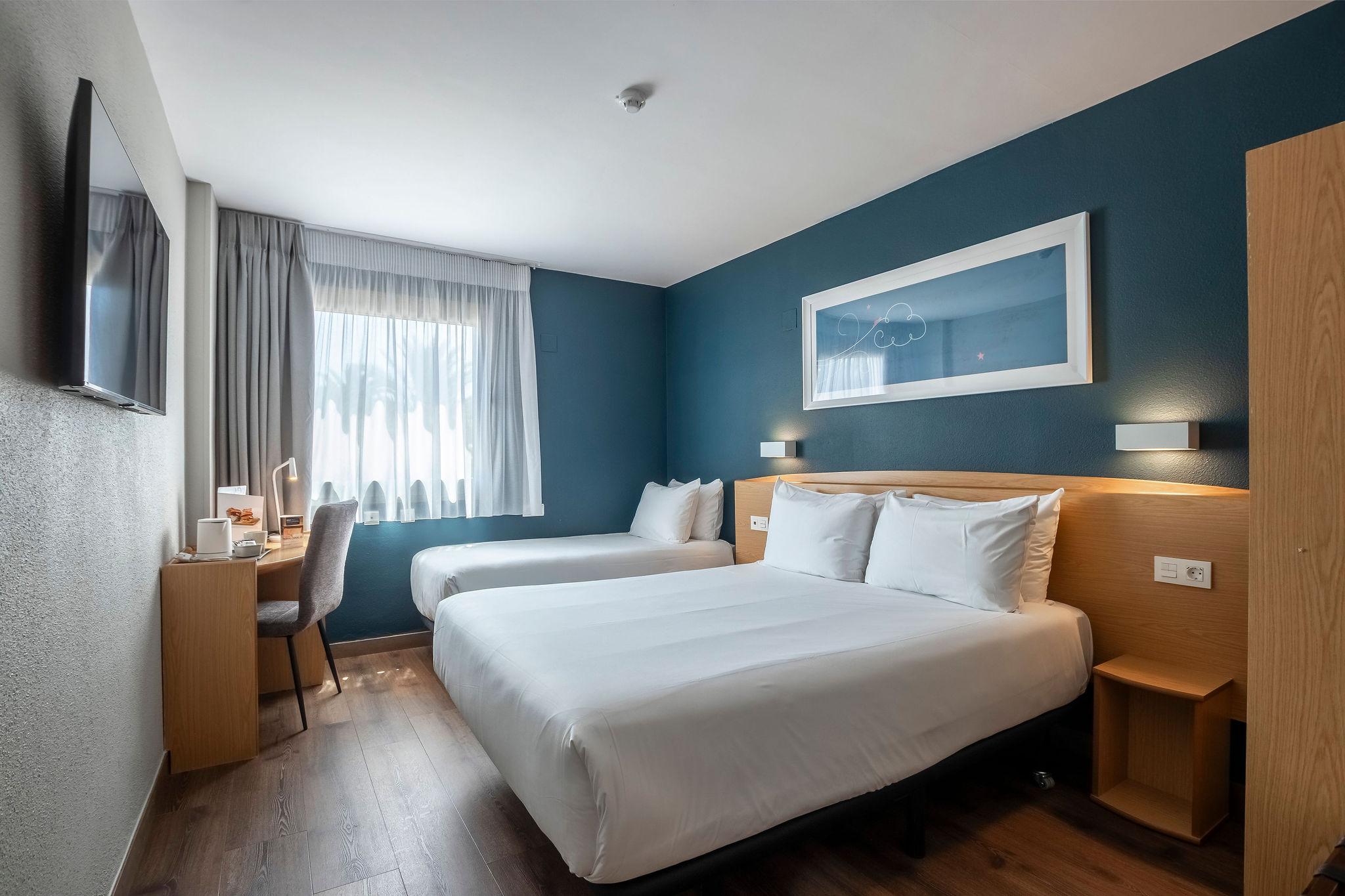 Double or Twin Capacity 3