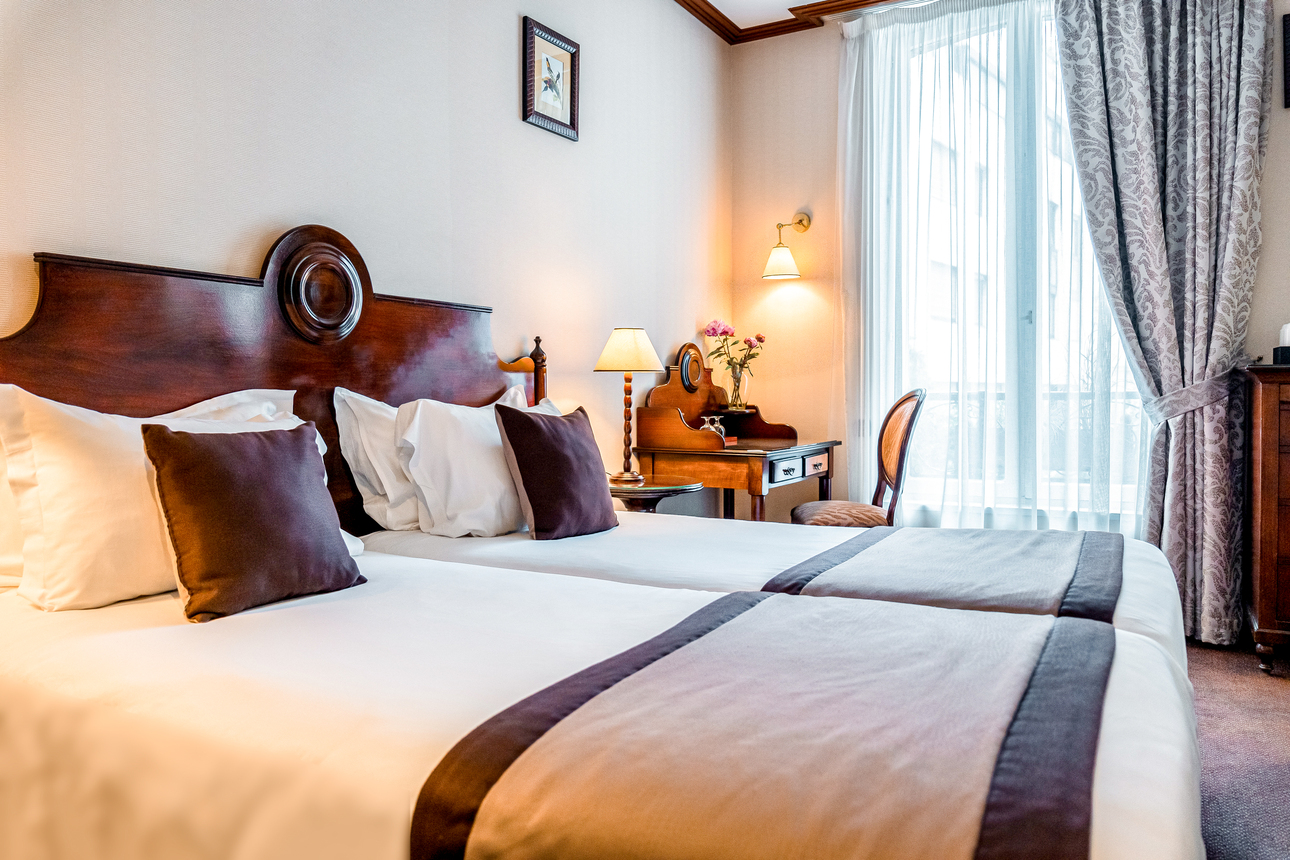 Double or Twin Superior