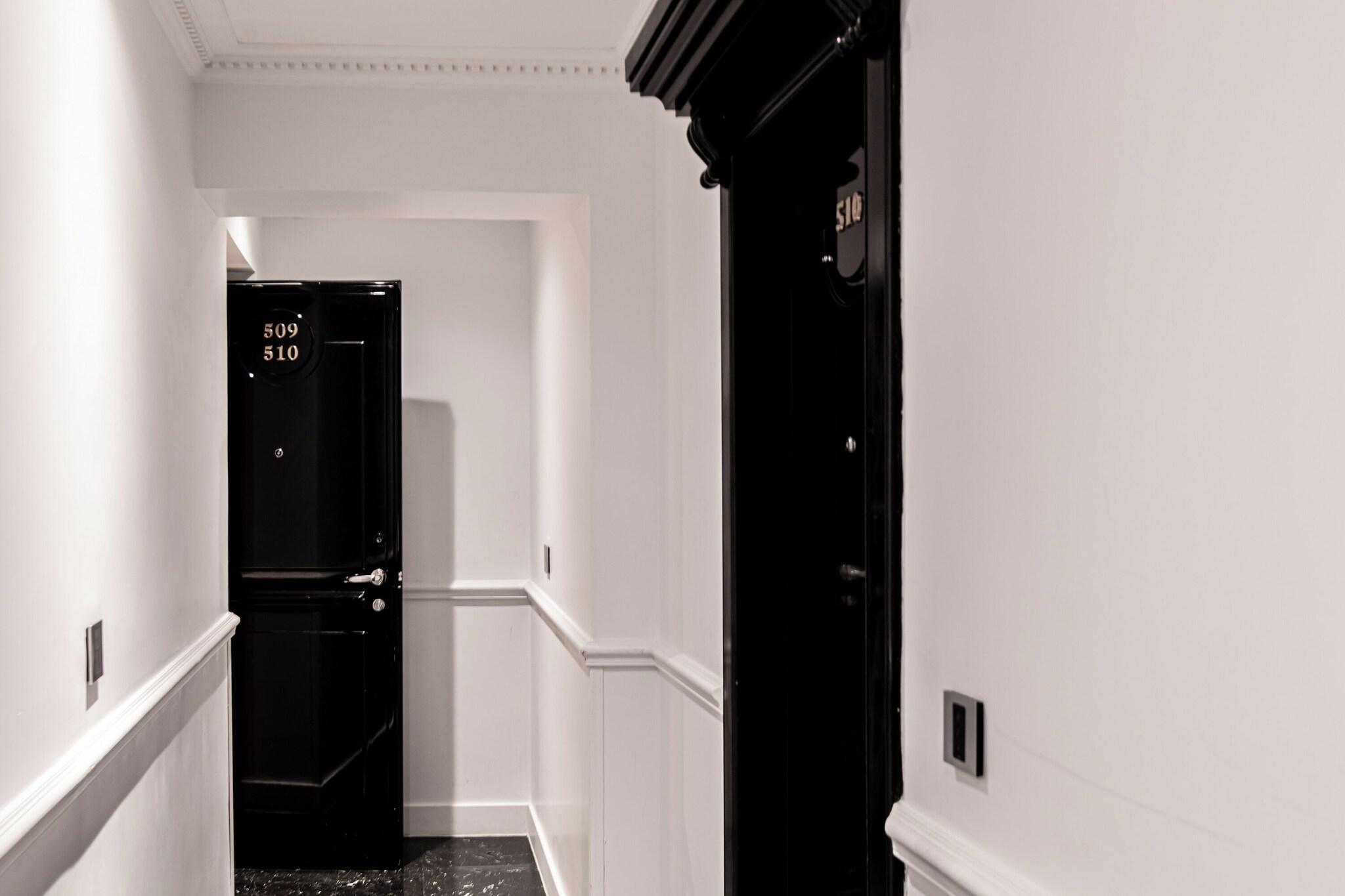 Family Room Connecting Room