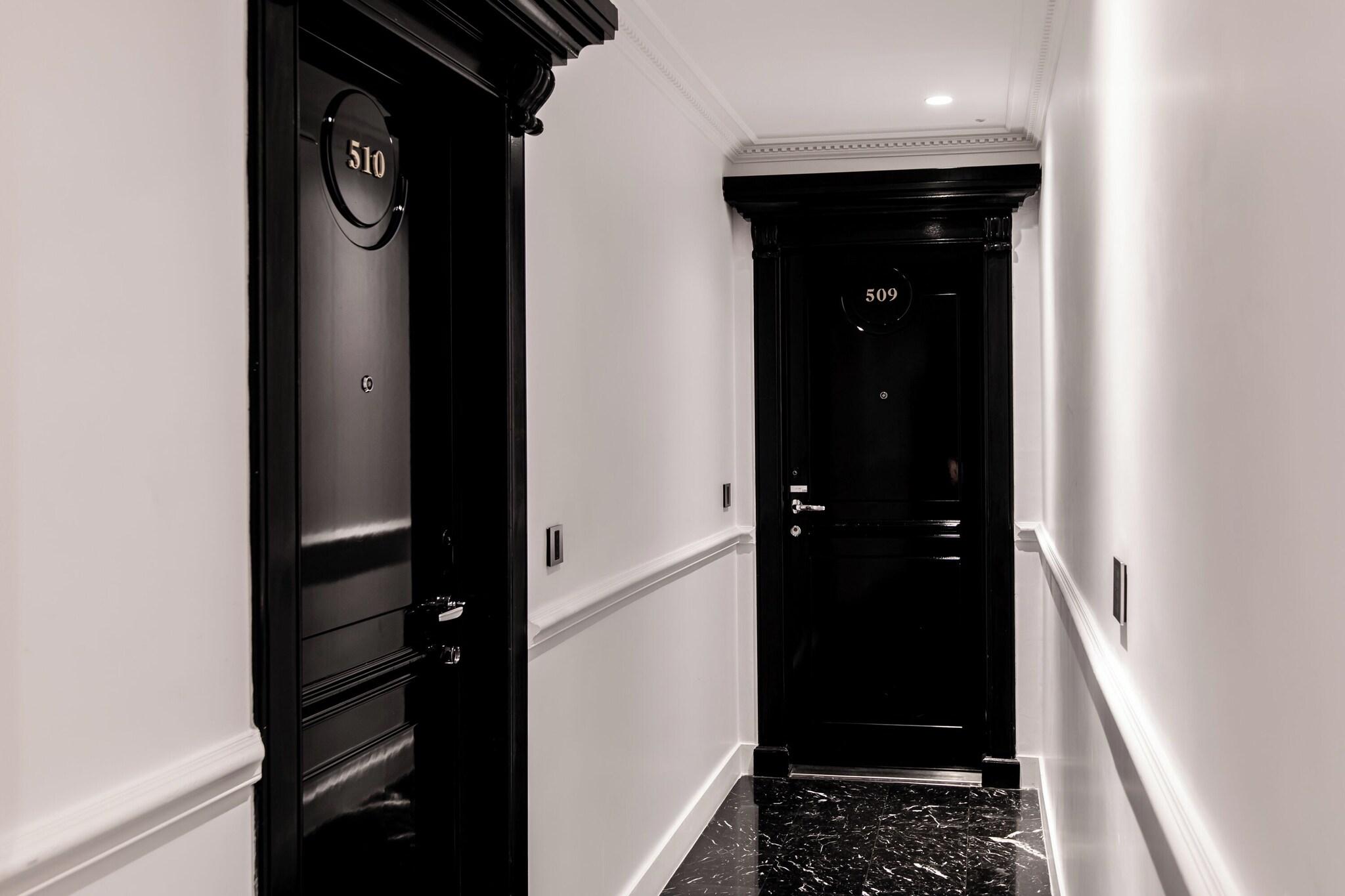 Family Room Connecting Room